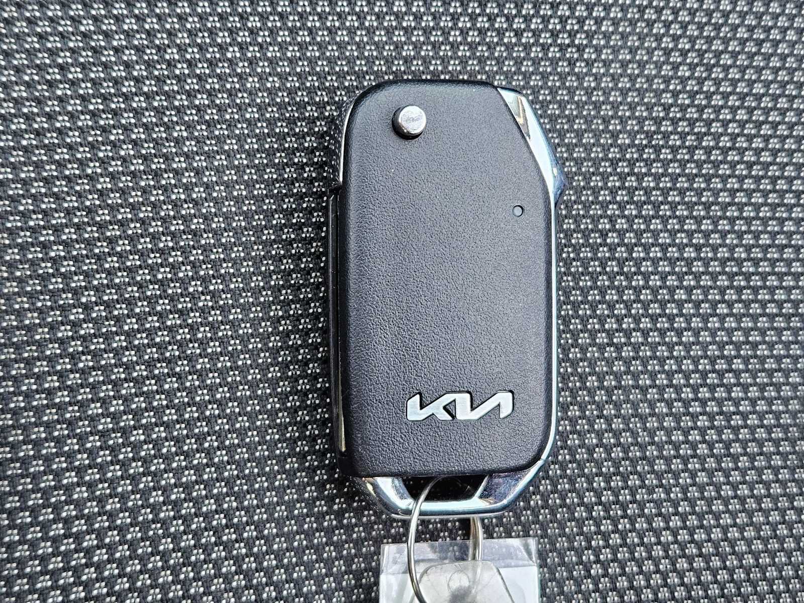 Thumbnail: 2024 Kia Forte - 24