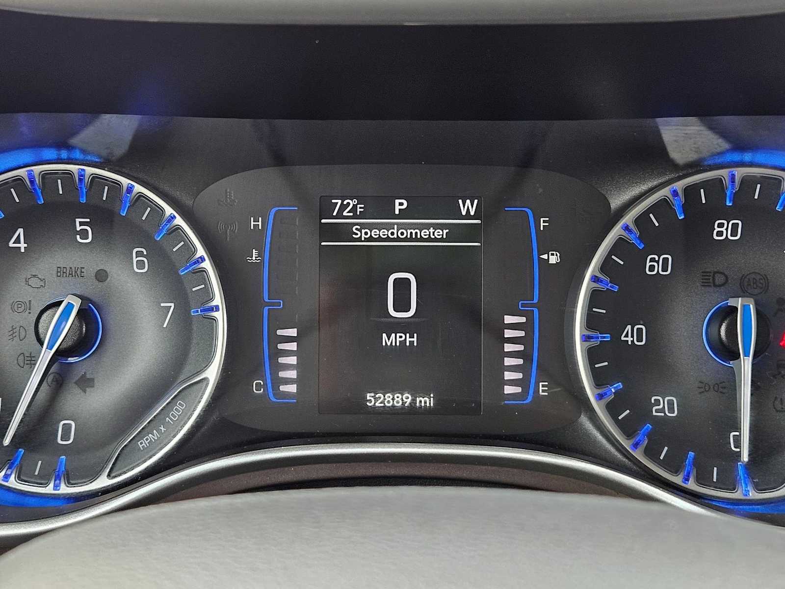 Thumbnail: 2023 Chrysler Voyager - 33