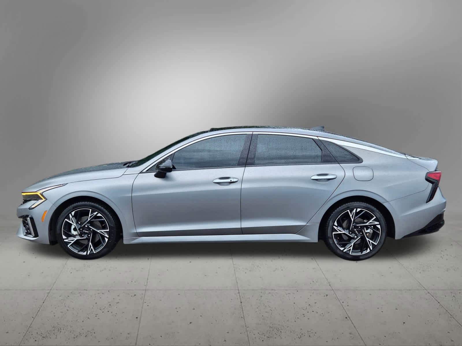 Thumbnail: 2025 Kia K5 - 3