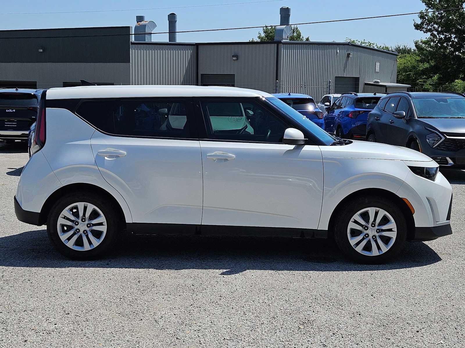 Thumbnail: 2023 Kia Soul - 6