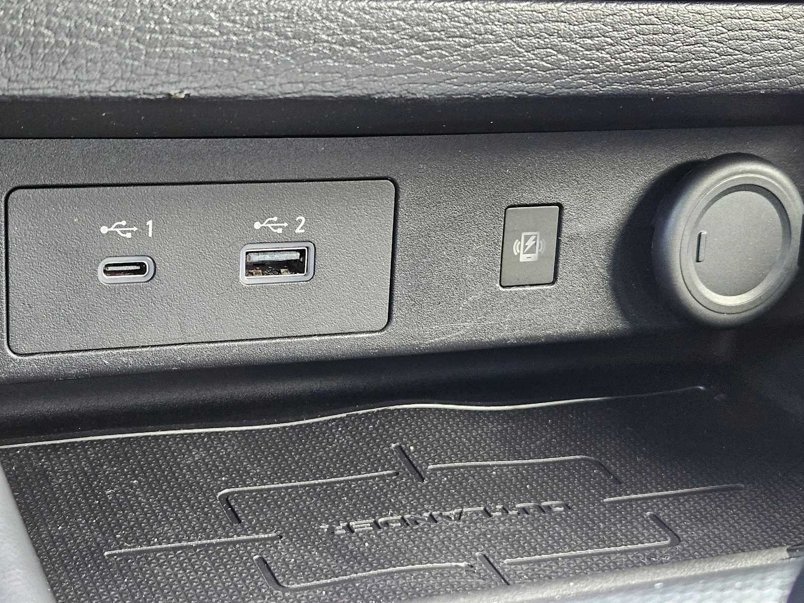 Thumbnail: 2022 Mitsubishi Outlander - 33