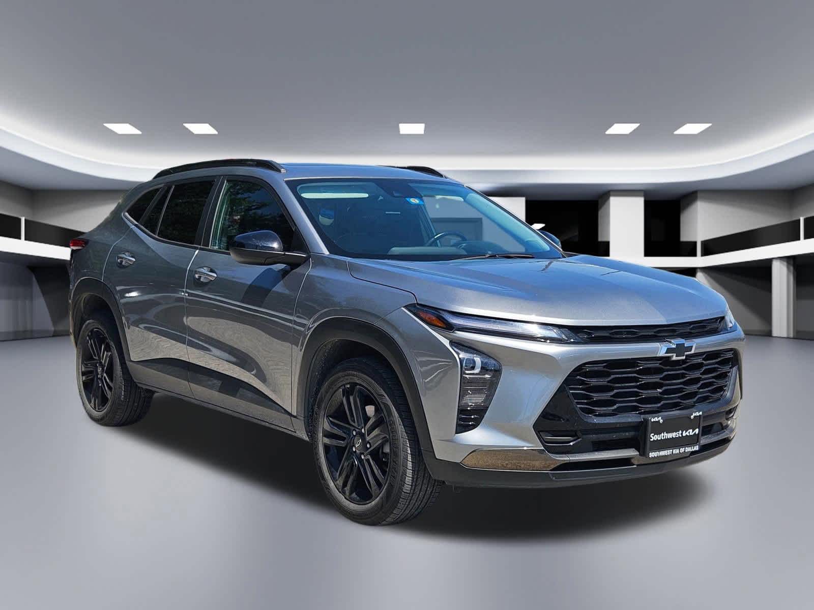Thumbnail: 2024 Chevrolet Trax - 8