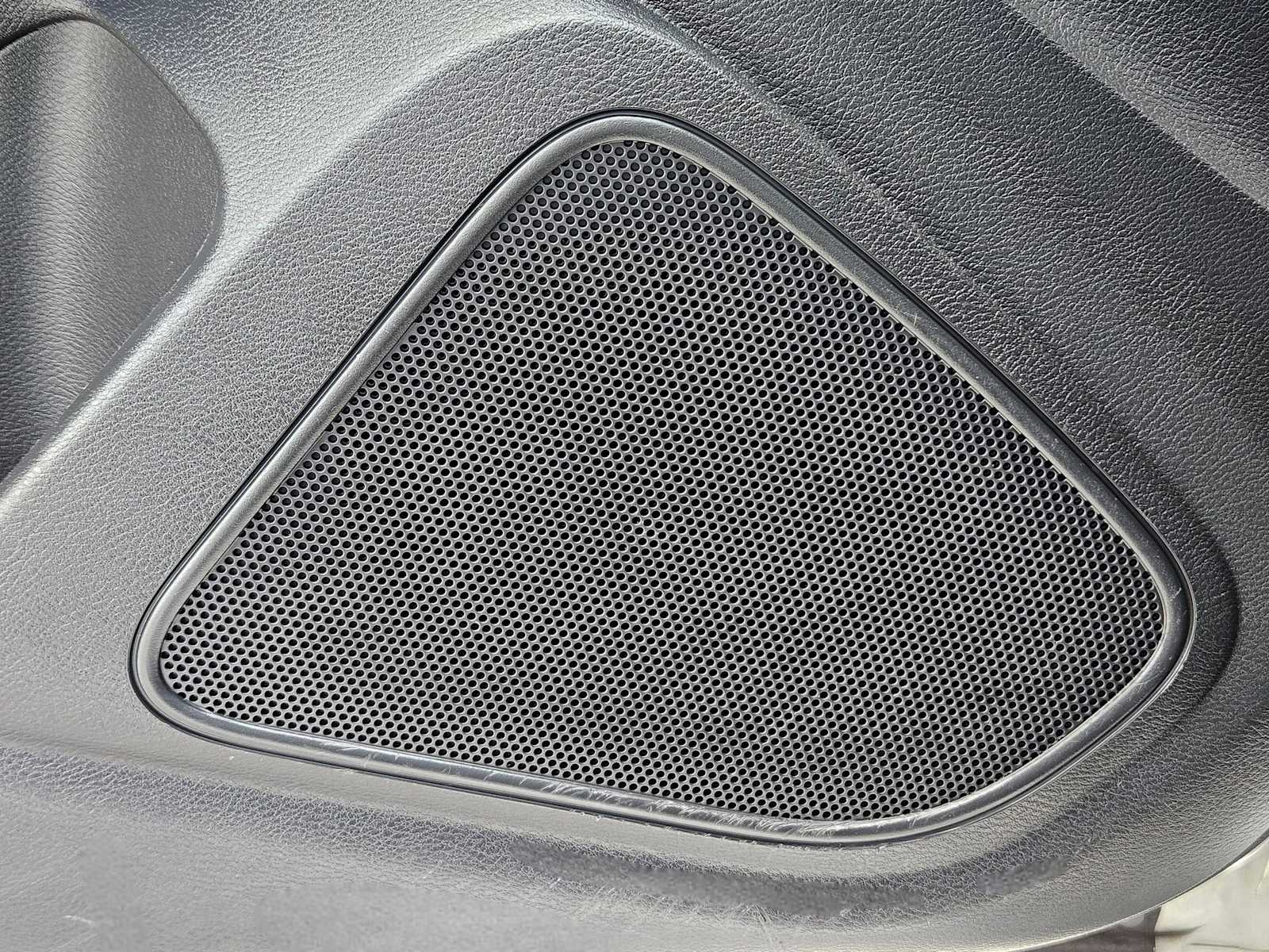 Thumbnail: 2017 Nissan Maxima - 29