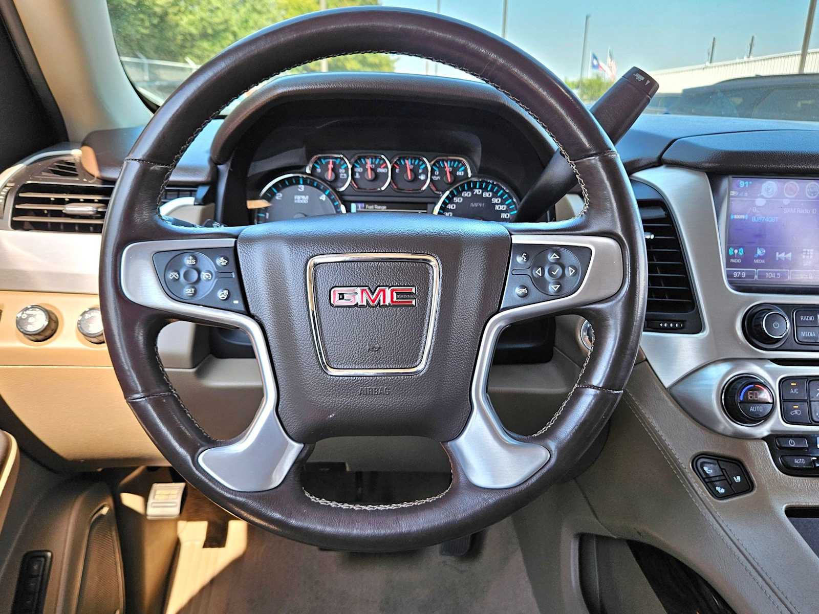 Thumbnail: 2020 GMC Yukon - 25