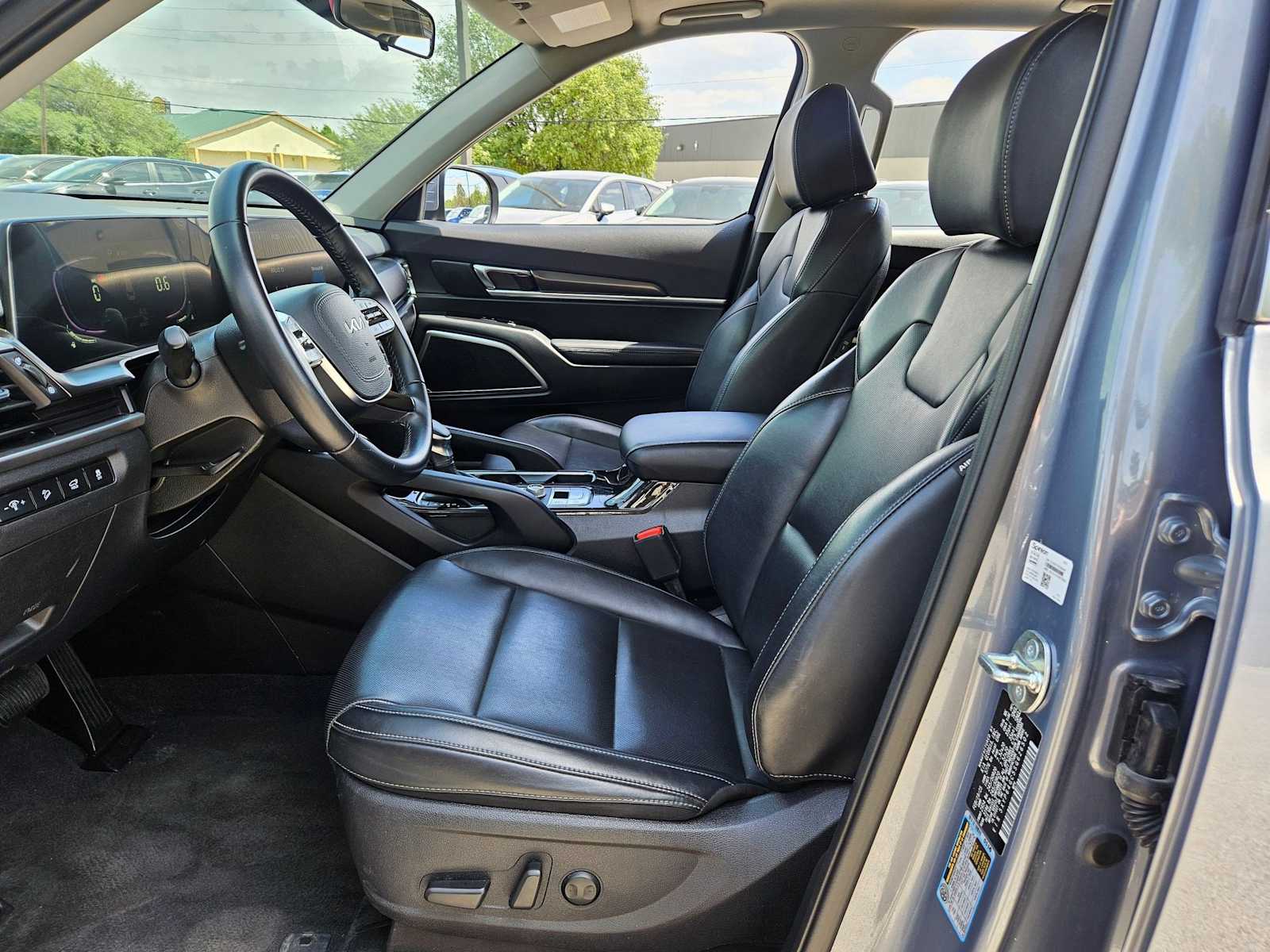 Thumbnail: 2025 Kia Telluride - 15