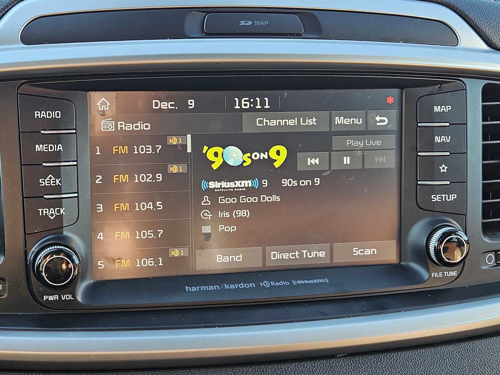 Thumbnail: 2020 Kia Sorento - 18