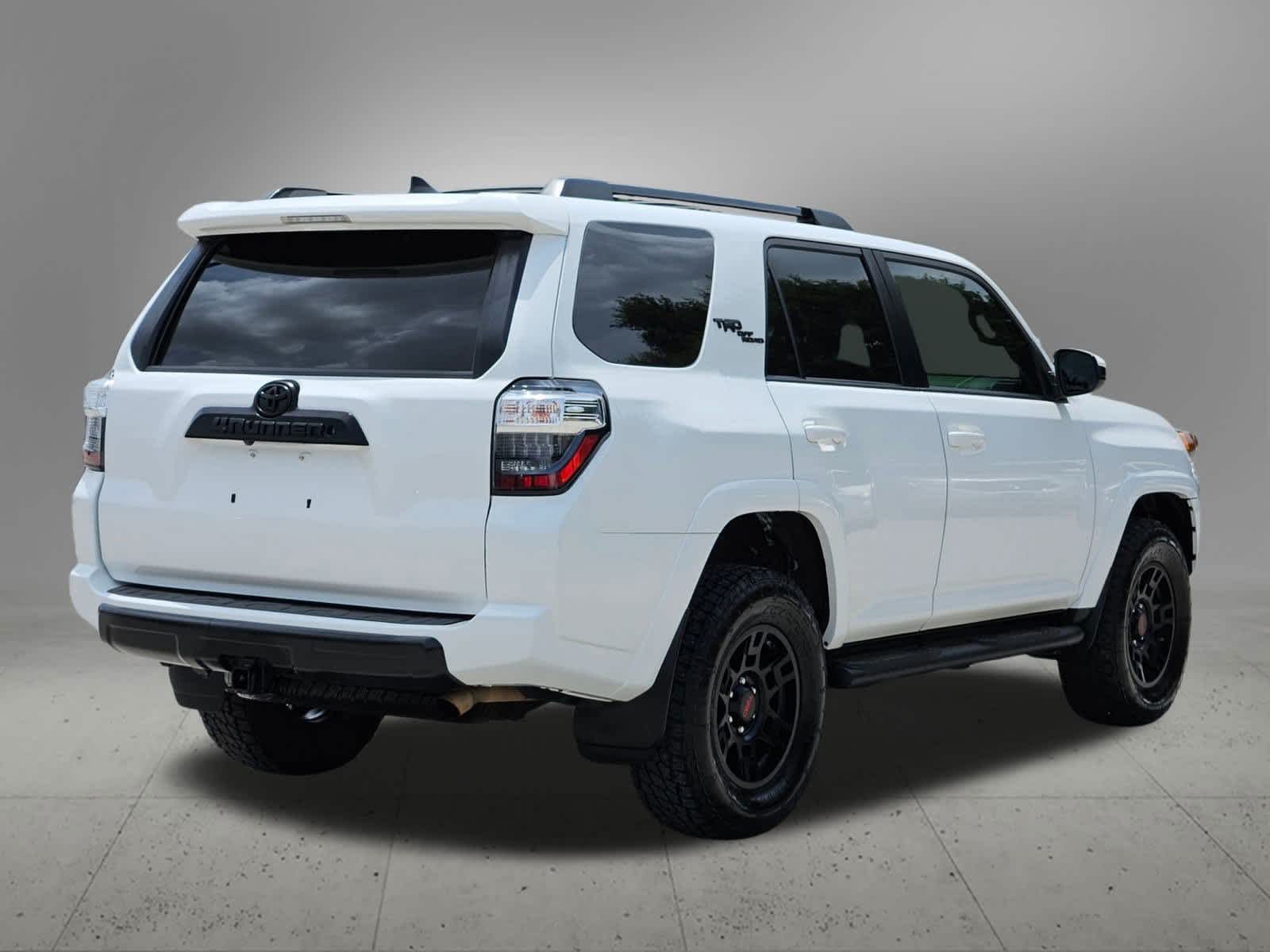 Thumbnail: 2019 Toyota 4Runner - 6