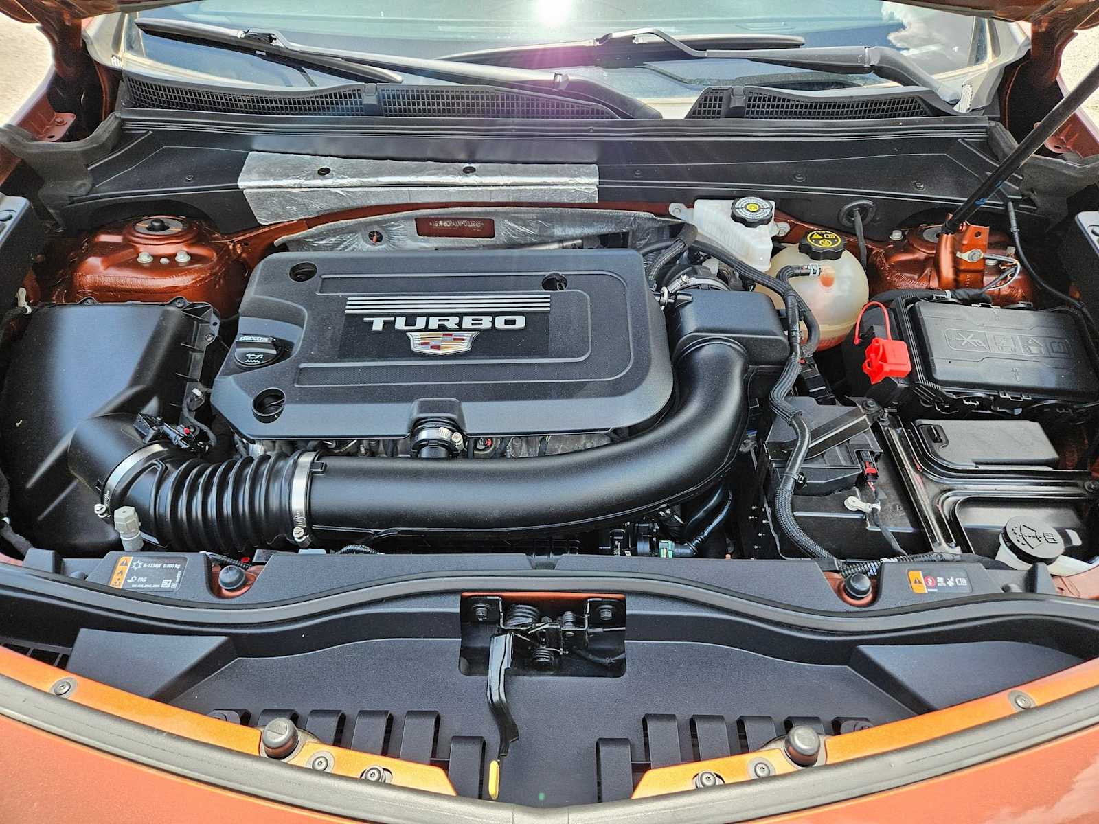 Thumbnail: 2021 Cadillac XT4 - 14