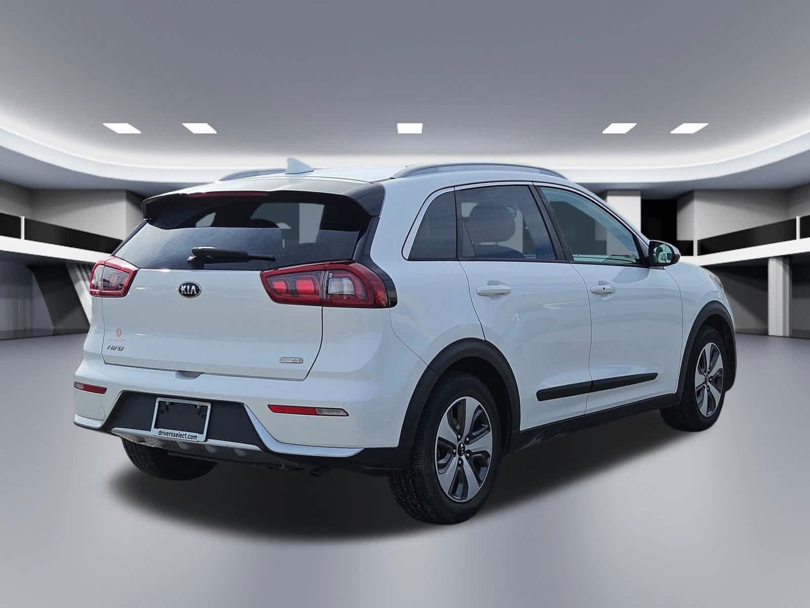 Thumbnail: 2018 Kia Niro - 6