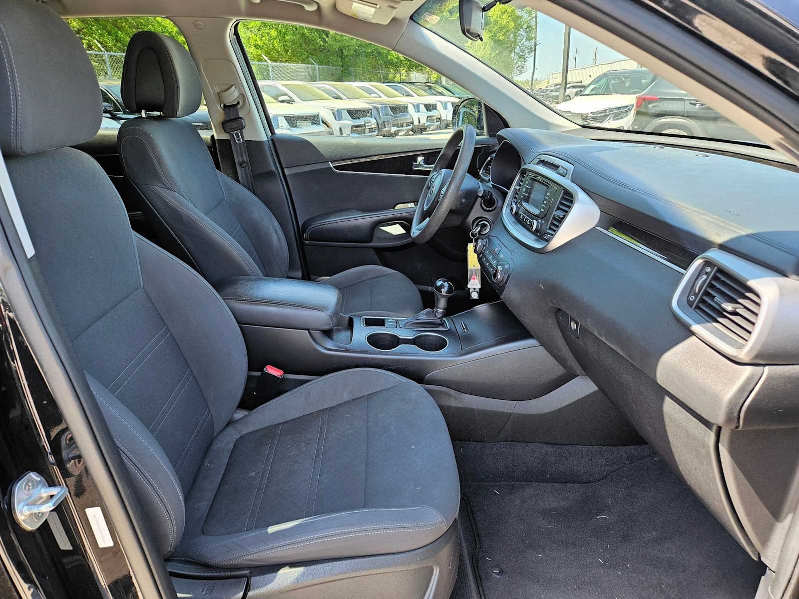 Thumbnail: 2016 Kia Sorento - 20