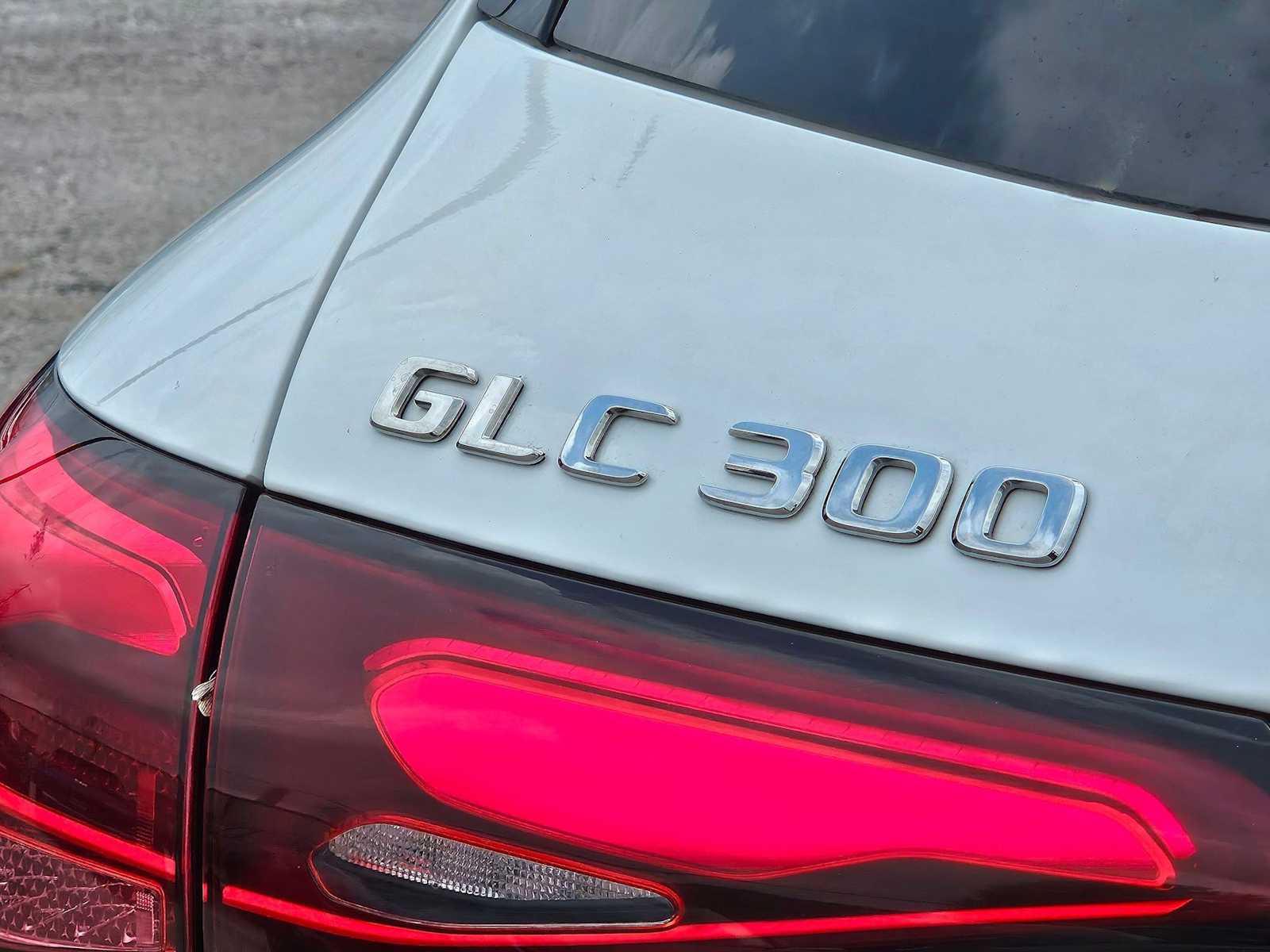 Thumbnail: 2024 Mercedes-Benz GLC - 14