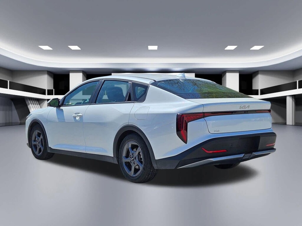 Used 2025 Kia K4 LXS Sedan
