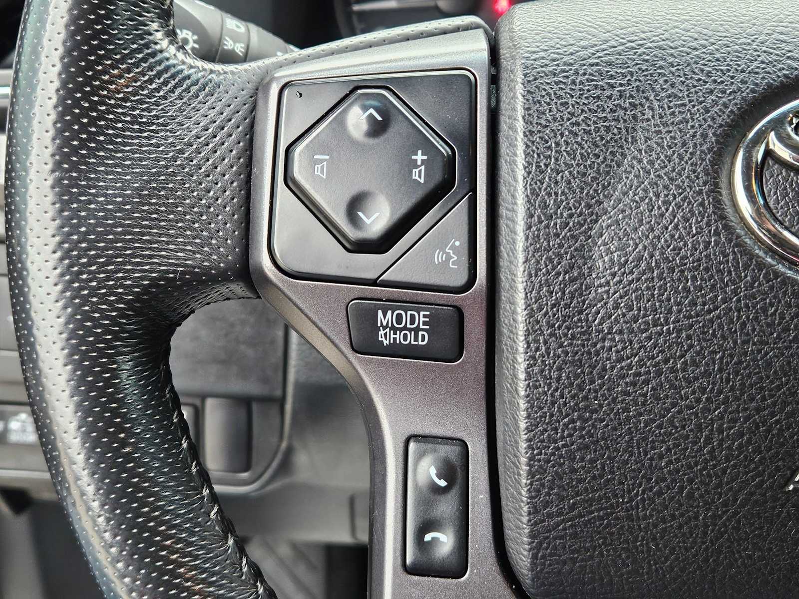 Thumbnail: 2022 Toyota Tacoma - 23