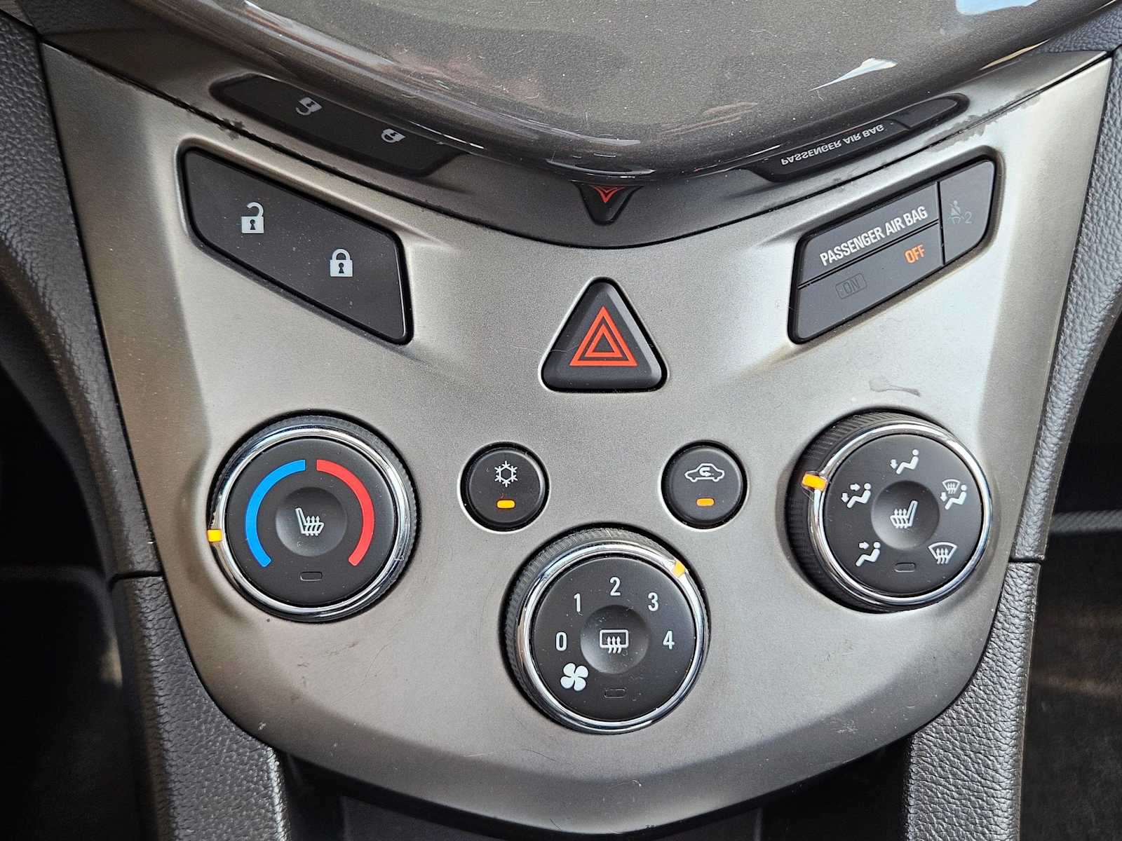 Thumbnail: 2015 Chevrolet Sonic - 29