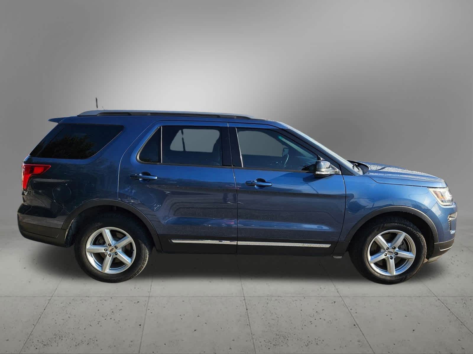 Thumbnail: 2018 Ford Explorer - 4