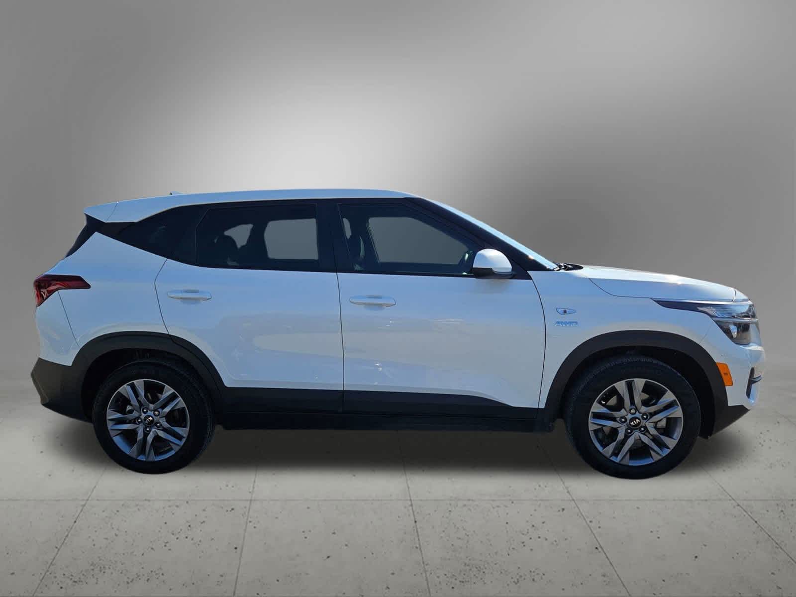Thumbnail: 2021 Kia Seltos - 7