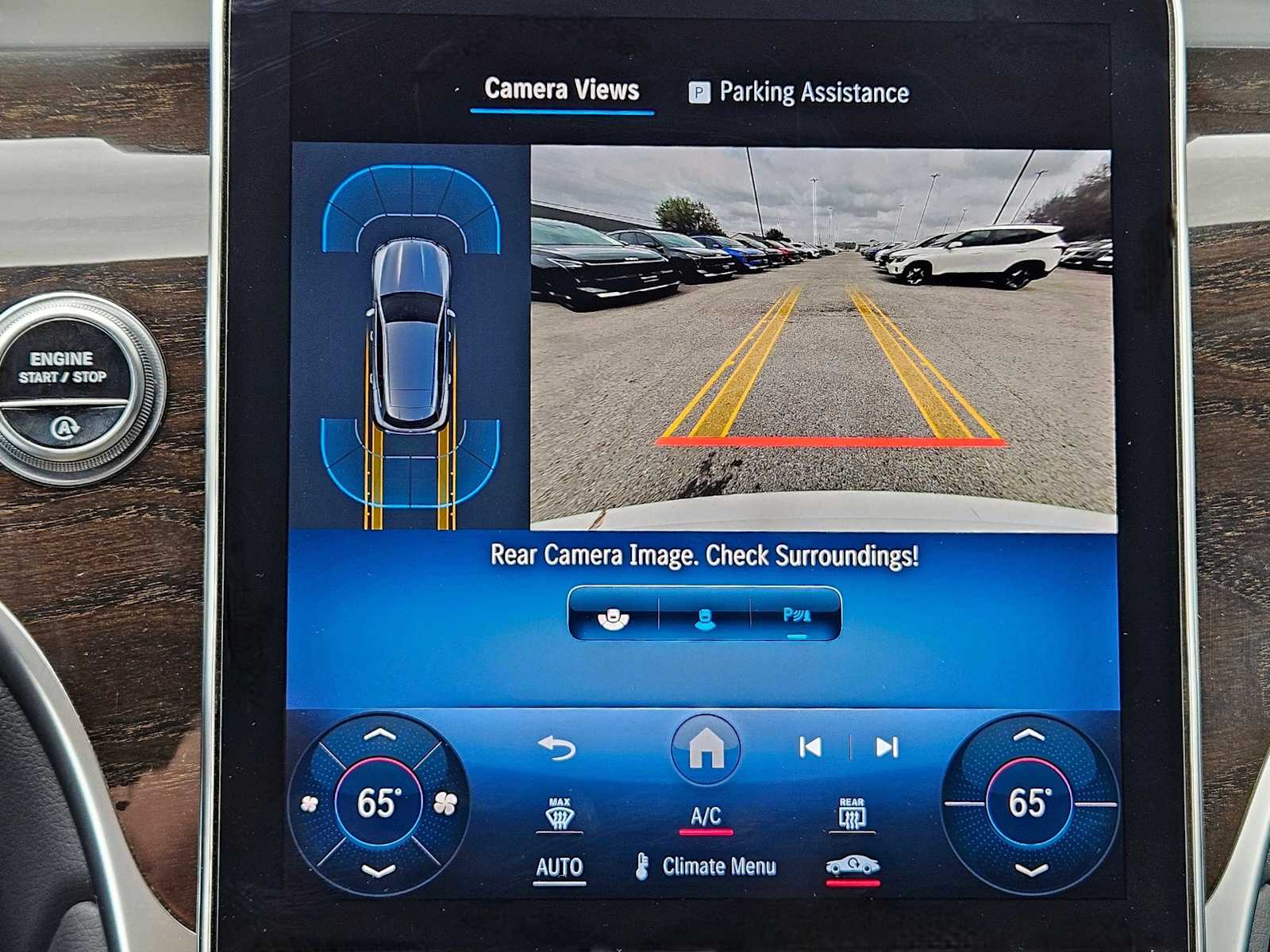 Thumbnail: 2024 Mercedes-Benz GLC - 28