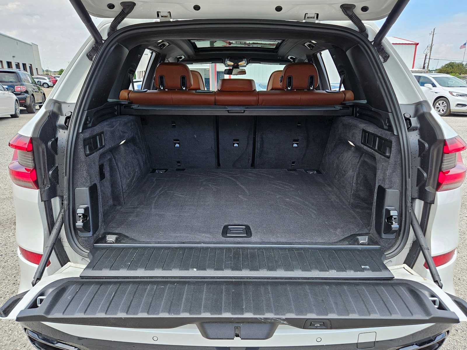 Thumbnail: 2021 BMW X5 - 20