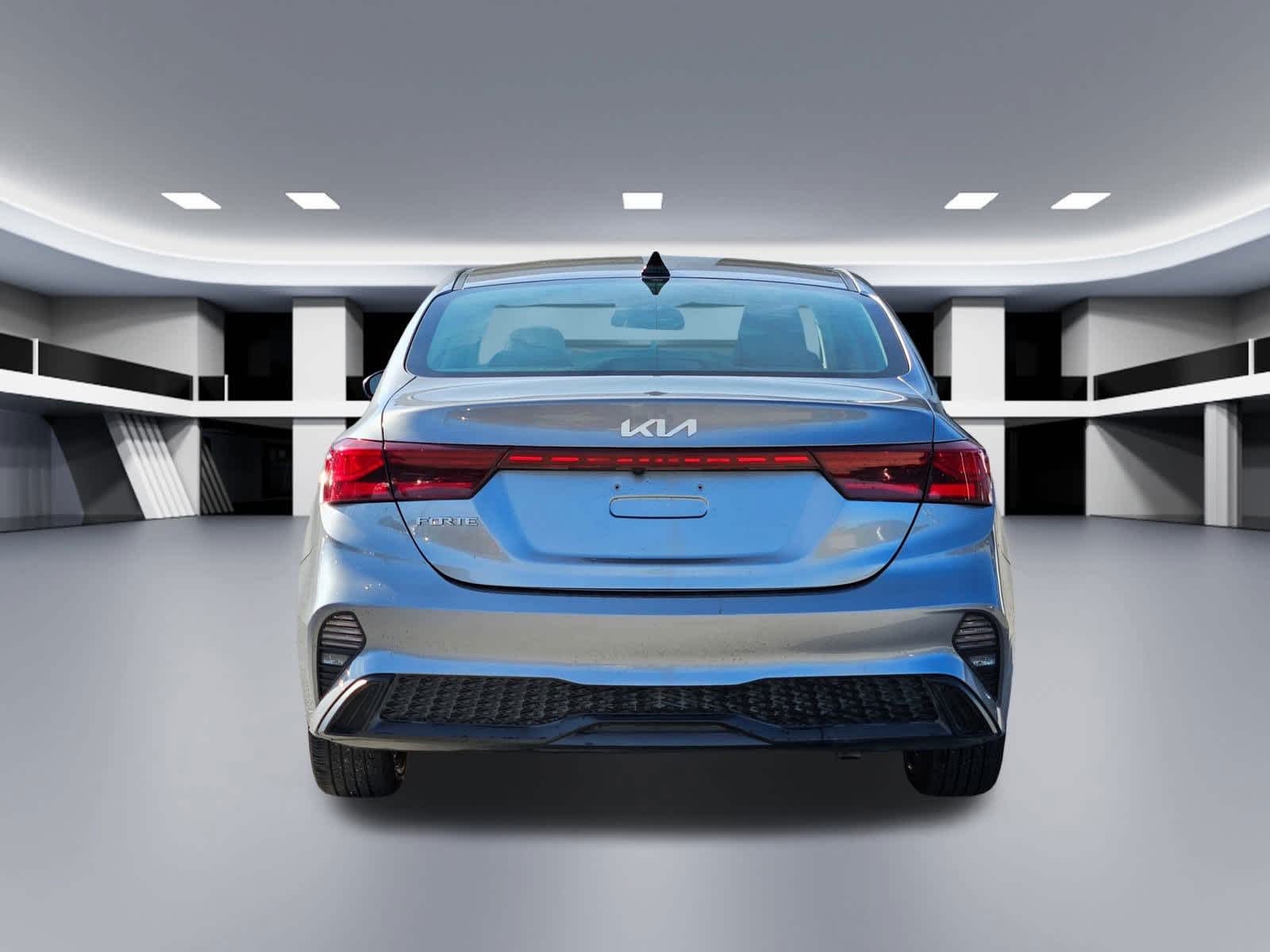 Thumbnail: 2024 Kia Forte - 4