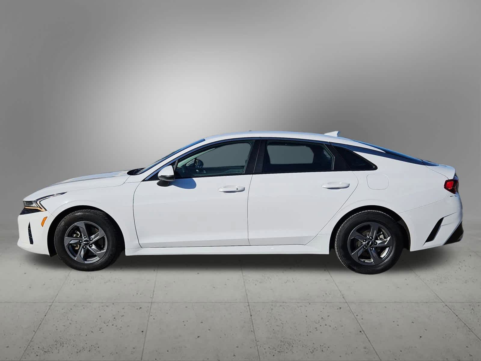 2023 Kia K5 LXS photo 3
