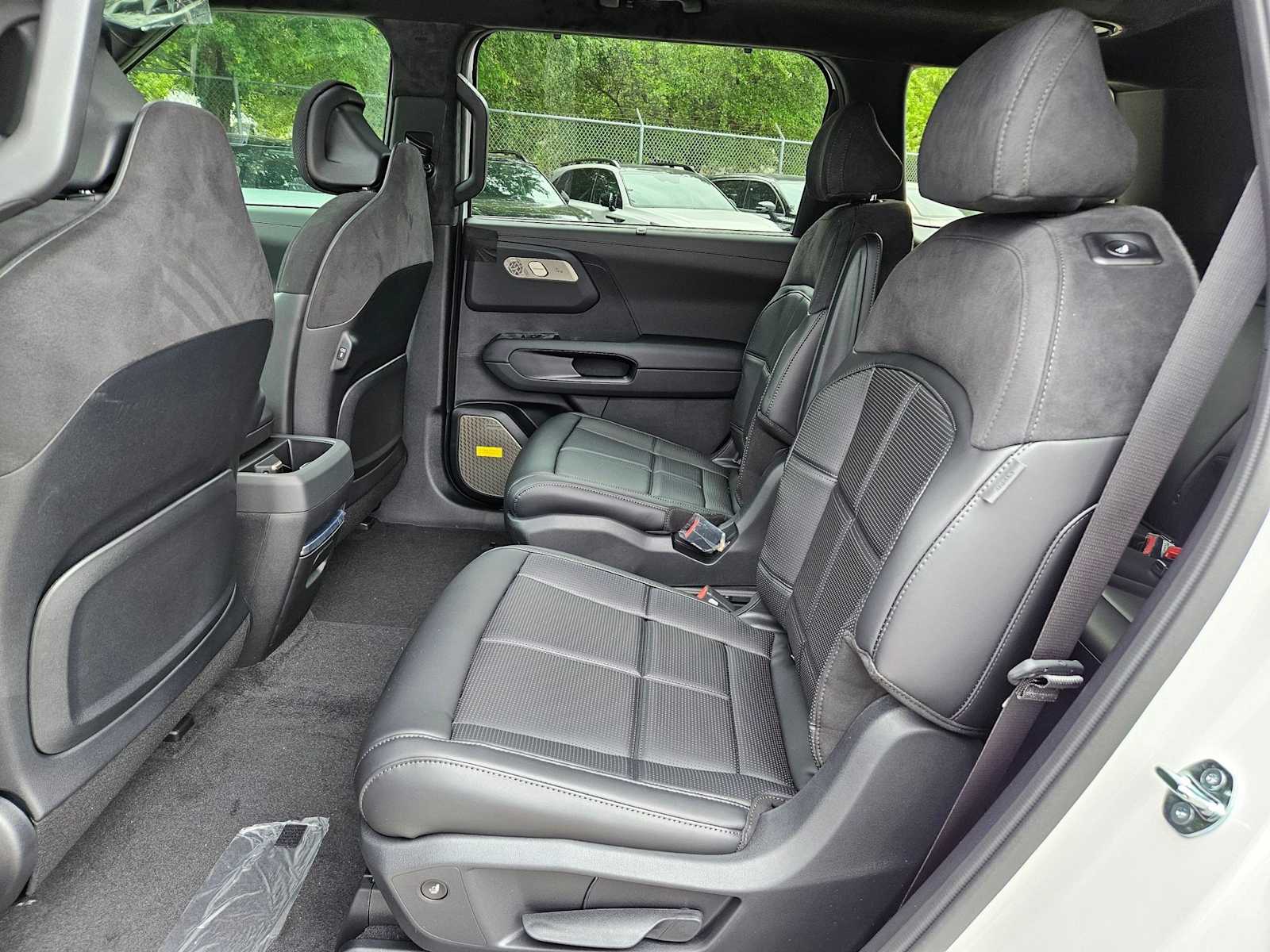 Thumbnail: 2027 Kia Telluride - 18