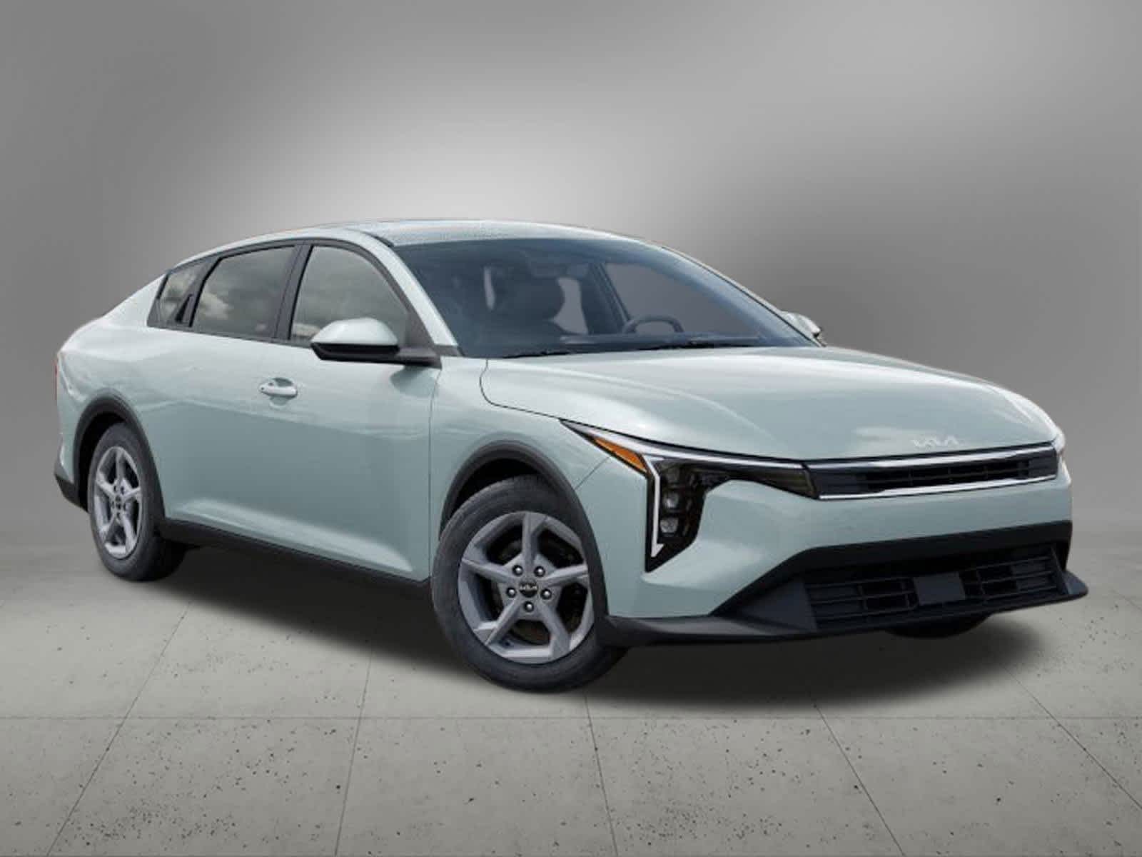 2025 Kia K4 LXS 8