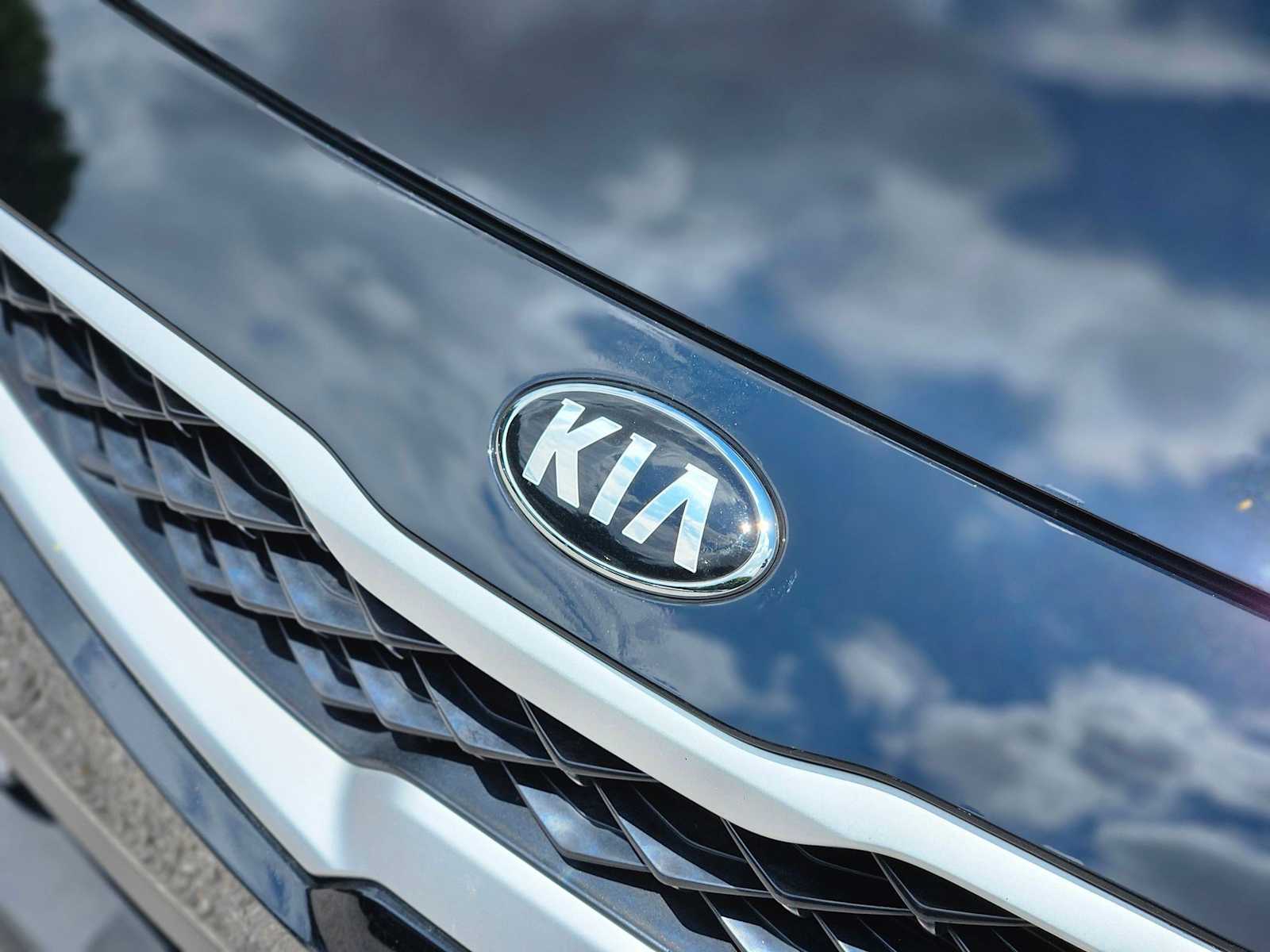 Thumbnail: 2021 Kia Forte - 11