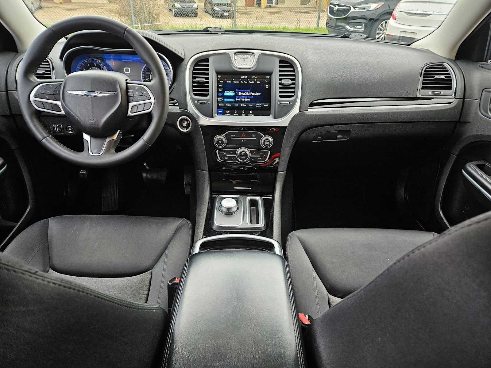 Thumbnail: 2023 Chrysler 300 - 14