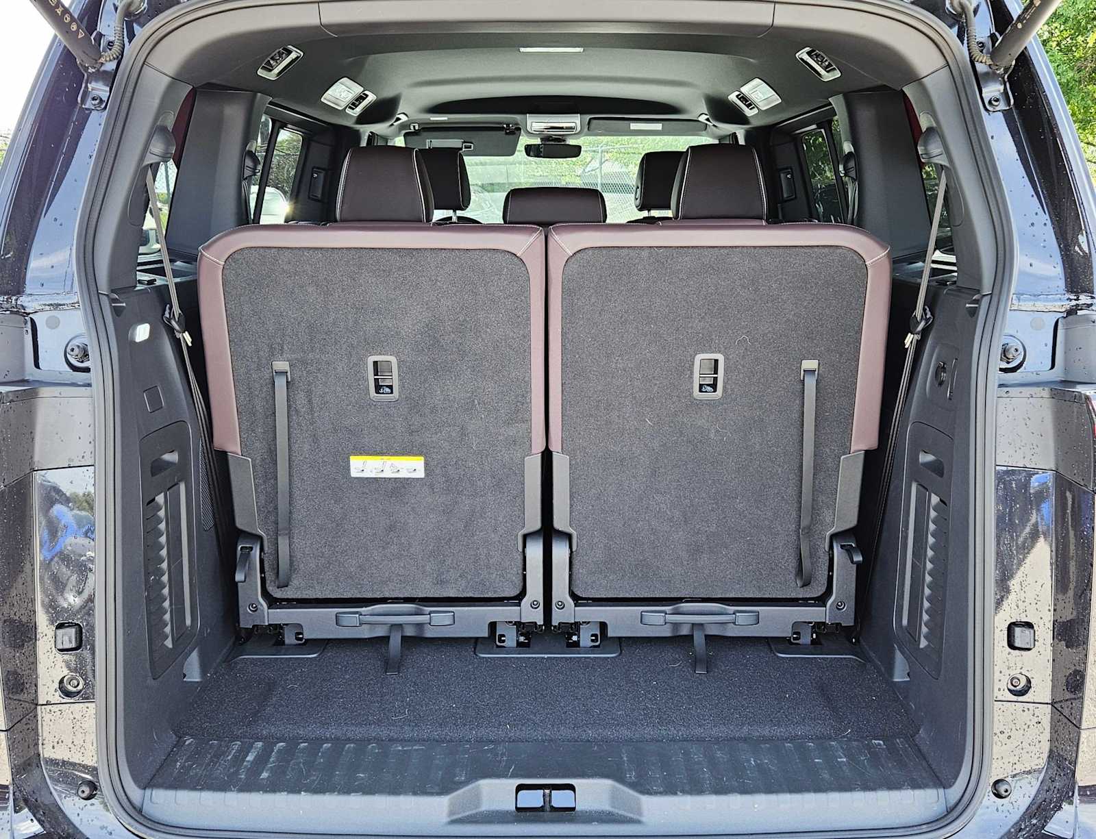 Thumbnail: 2025 Volkswagen ID.Buzz - 23