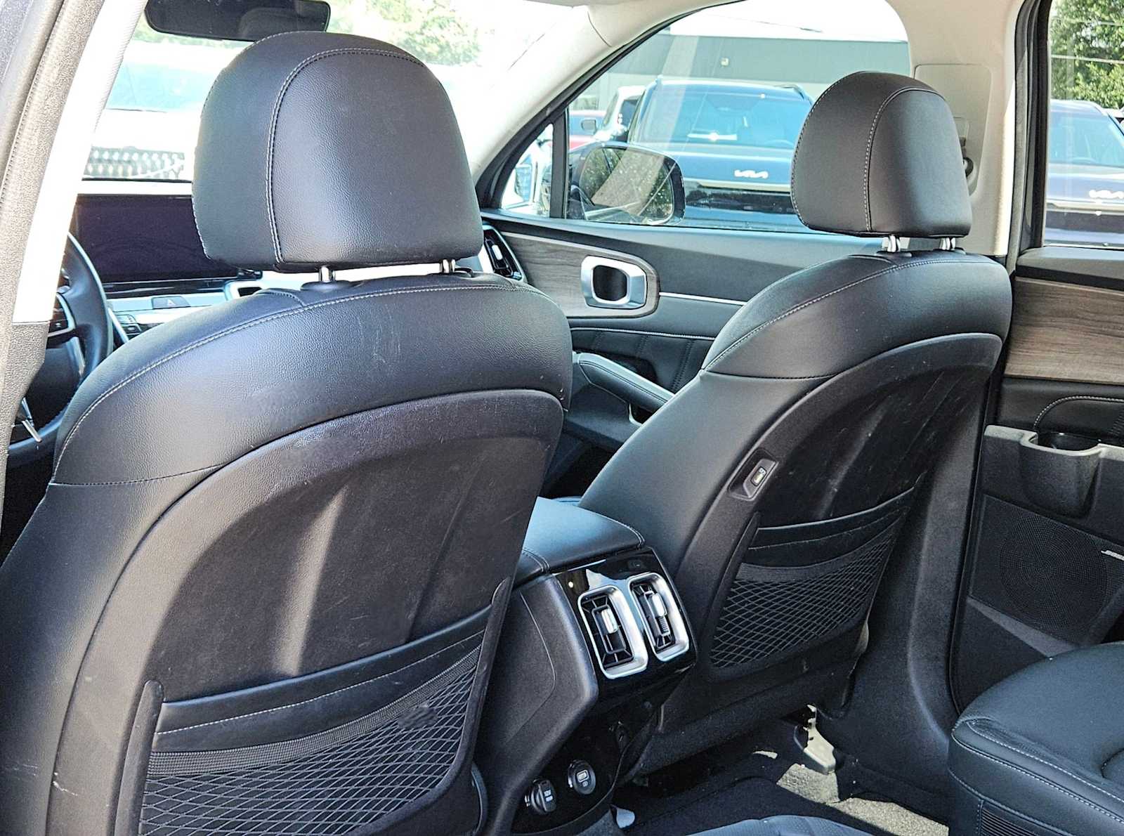 Thumbnail: 2022 Kia Sorento - 19