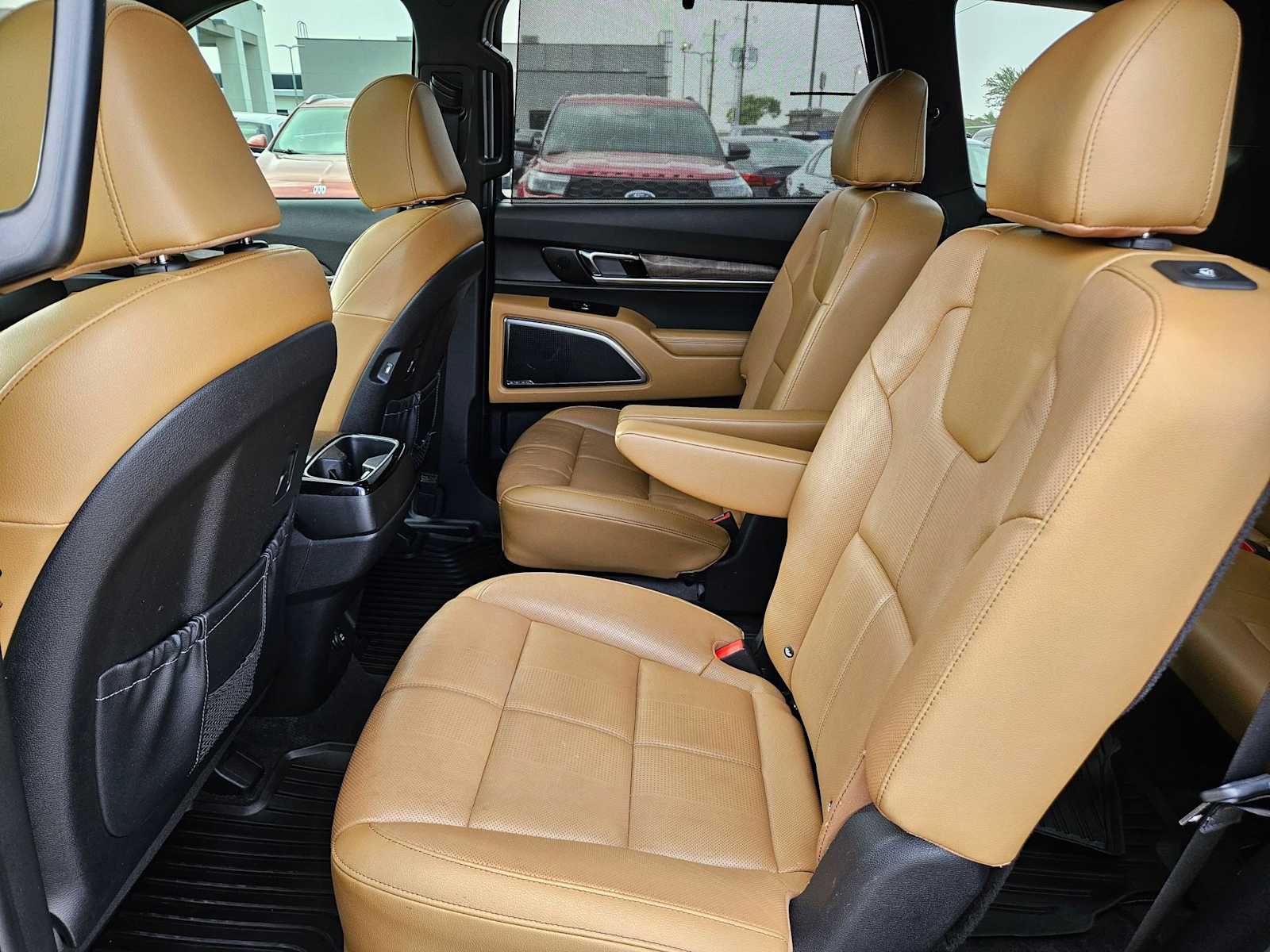 Thumbnail: 2022 Kia Telluride - 18