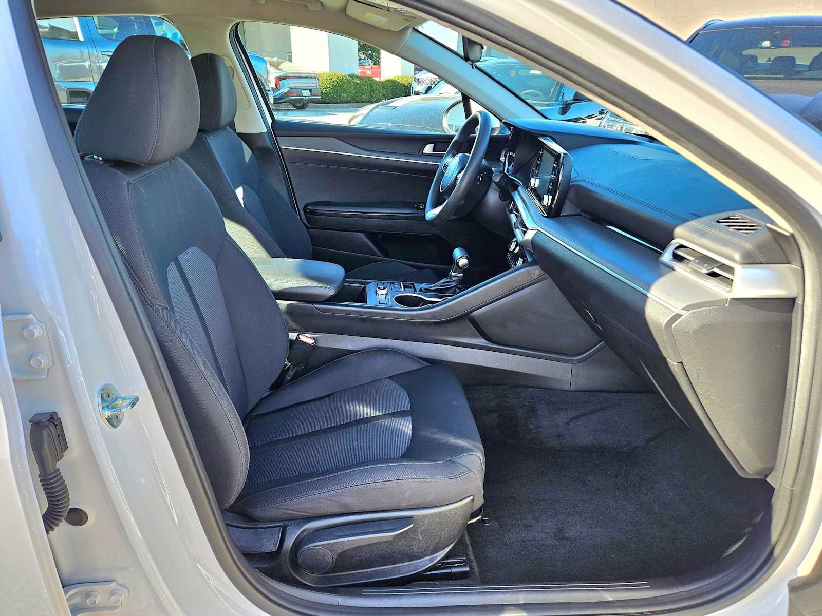 Thumbnail: 2023 Kia K5 - 21