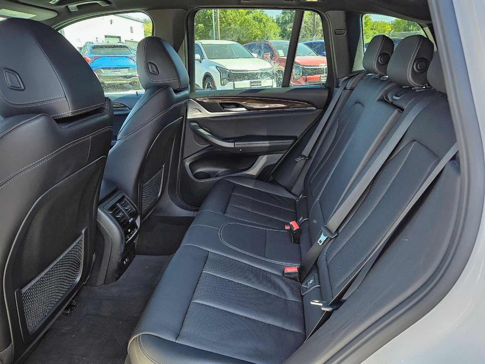 Thumbnail: 2023 BMW X3 - 21