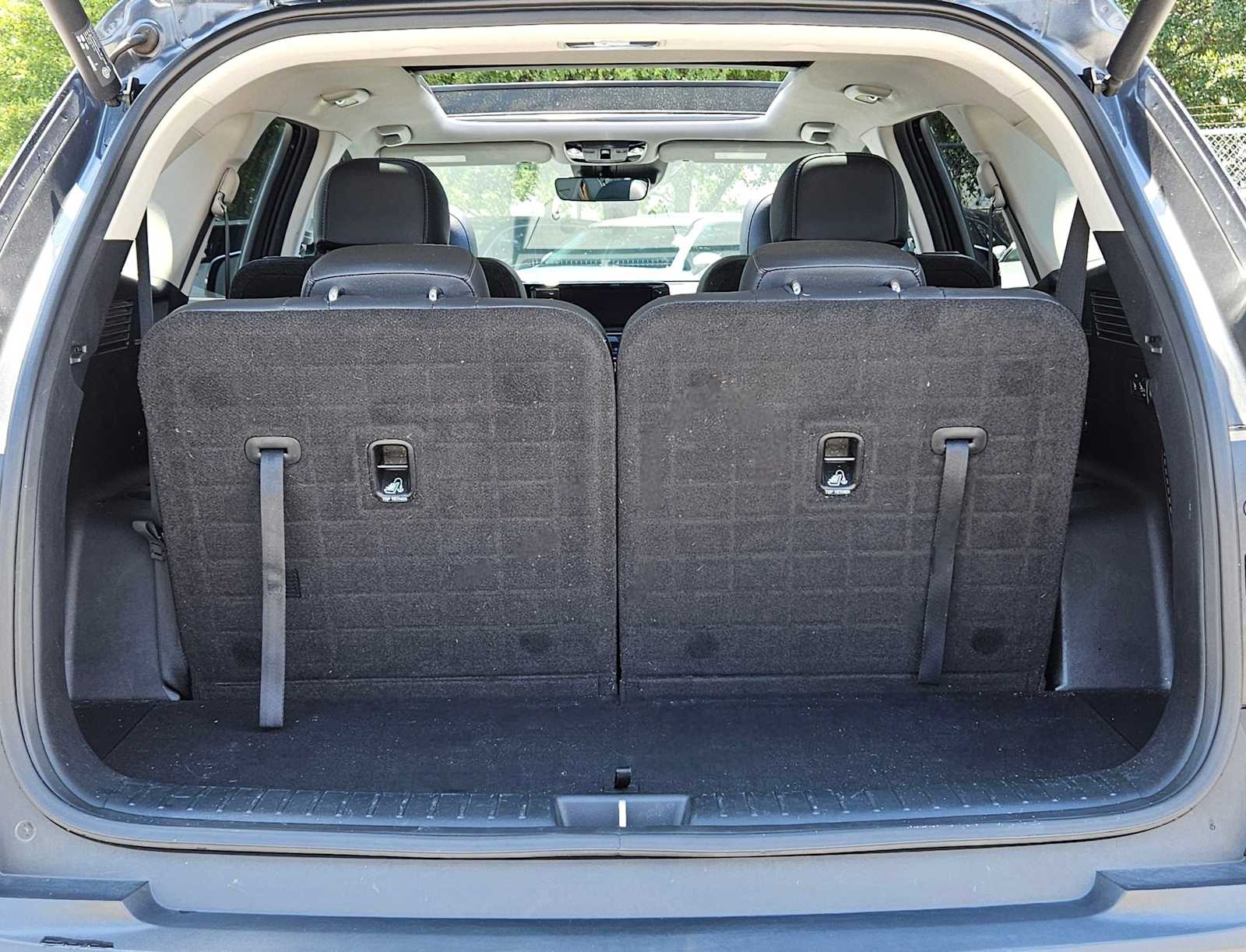 Thumbnail: 2022 Kia Sorento - 29