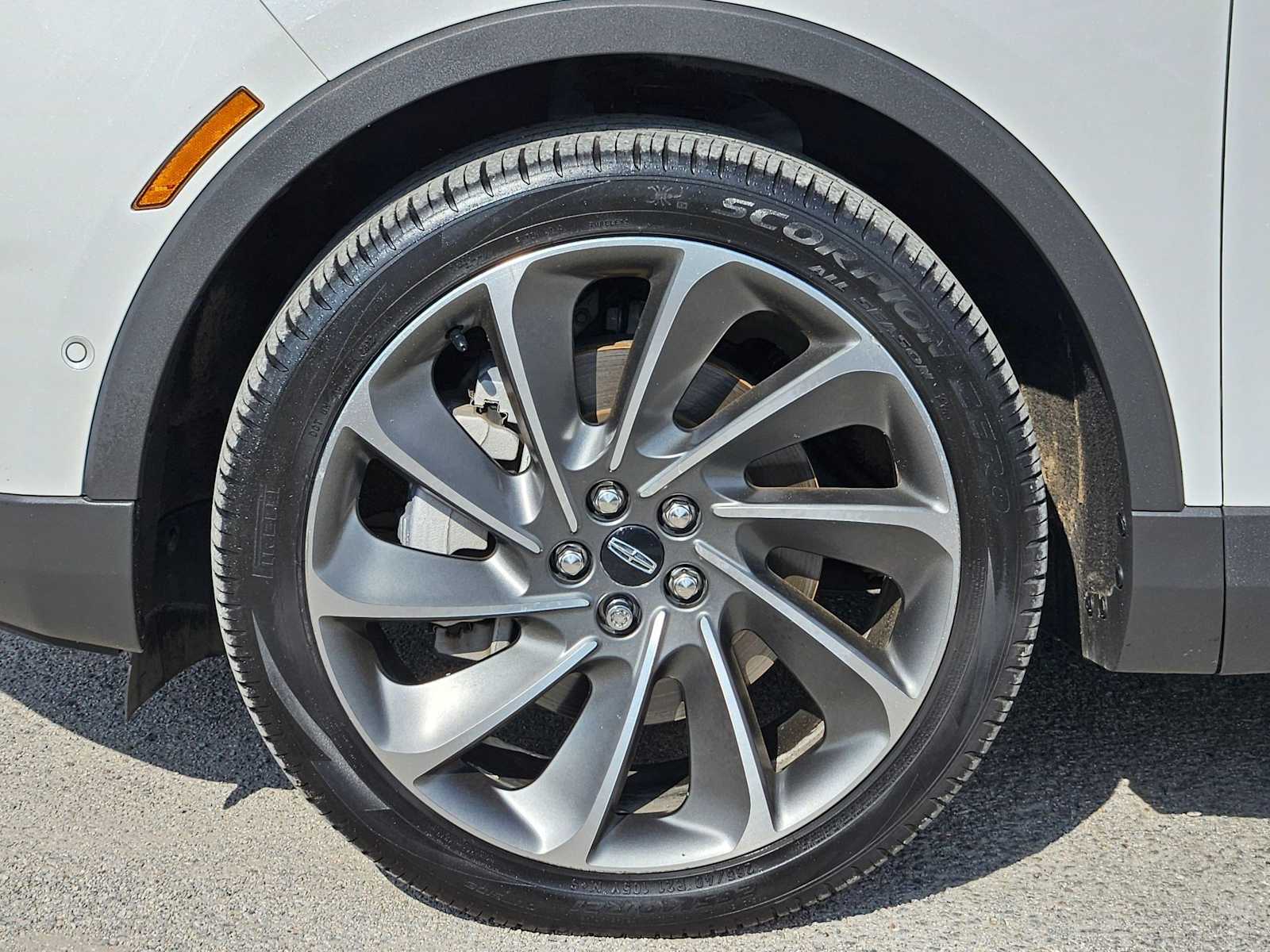 Thumbnail: 2022 Lincoln Nautilus - 13