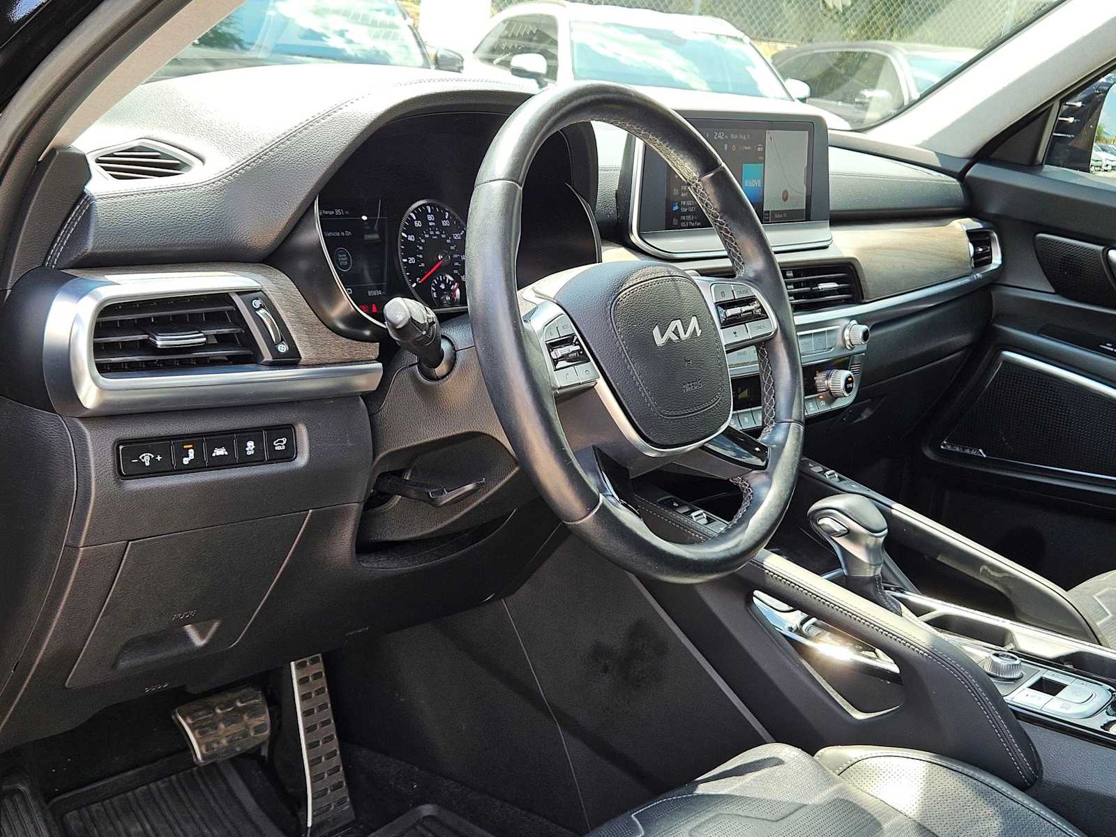 Thumbnail: 2022 Kia Telluride - 2