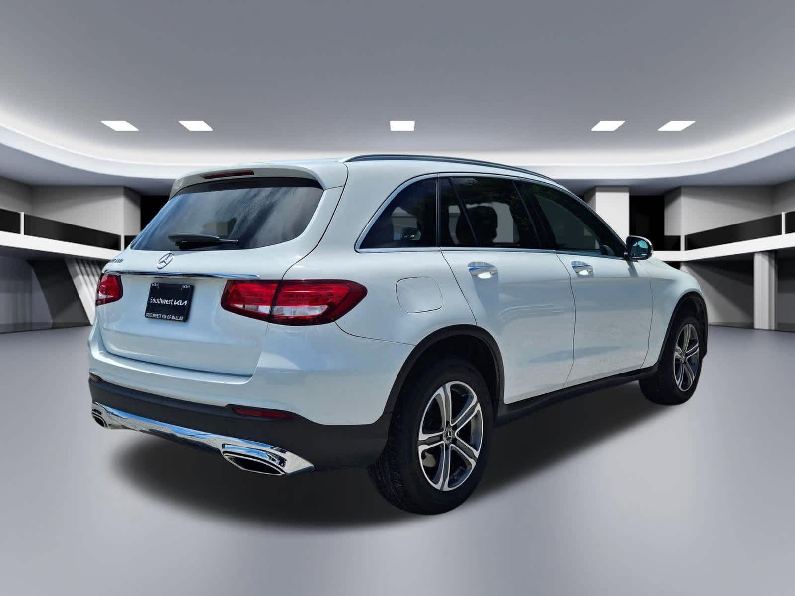 Thumbnail: 2019 Mercedes-Benz GLC - 6