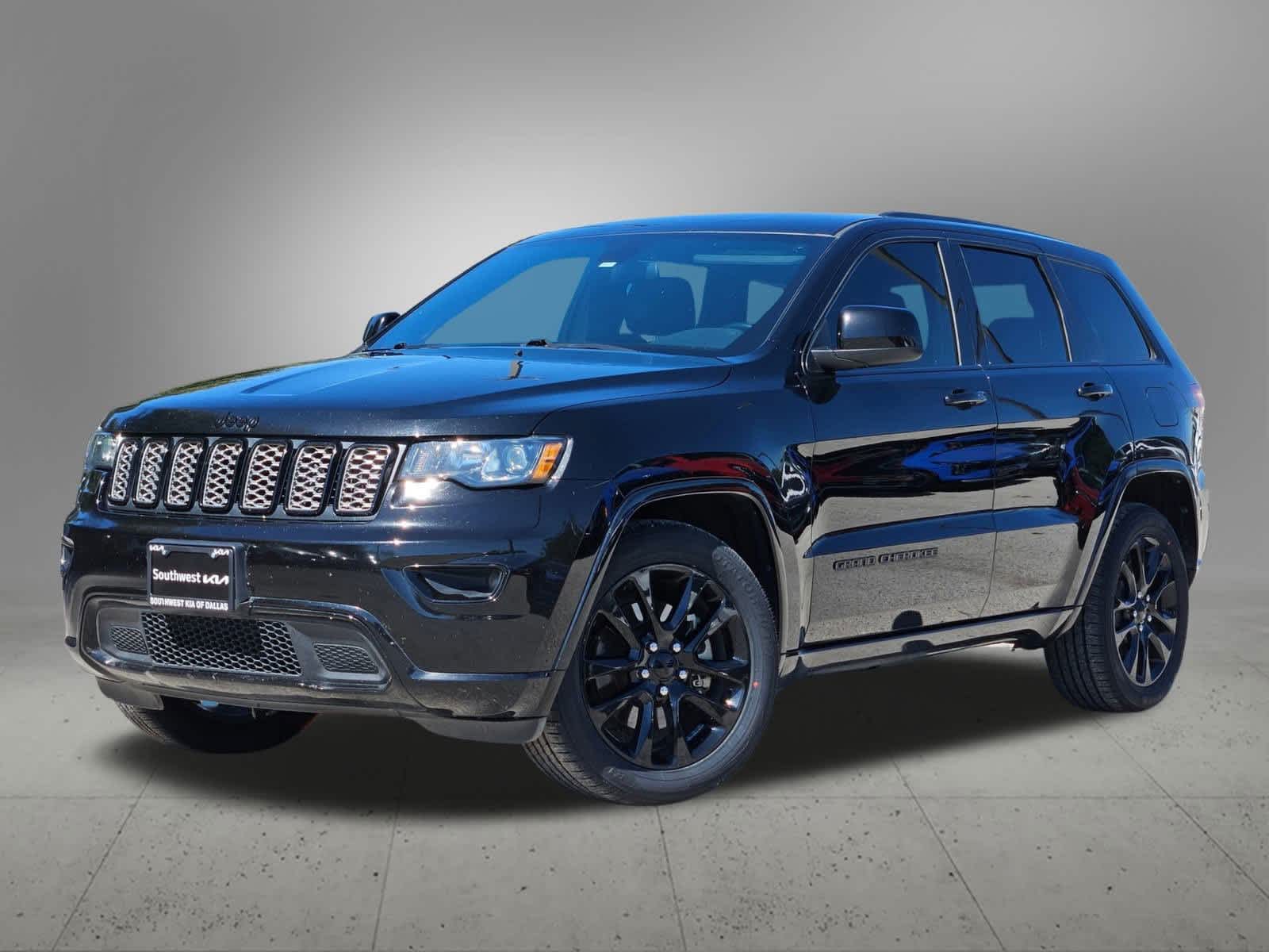 Thumbnail: 2023 Jeep Grand Cherokee - 1