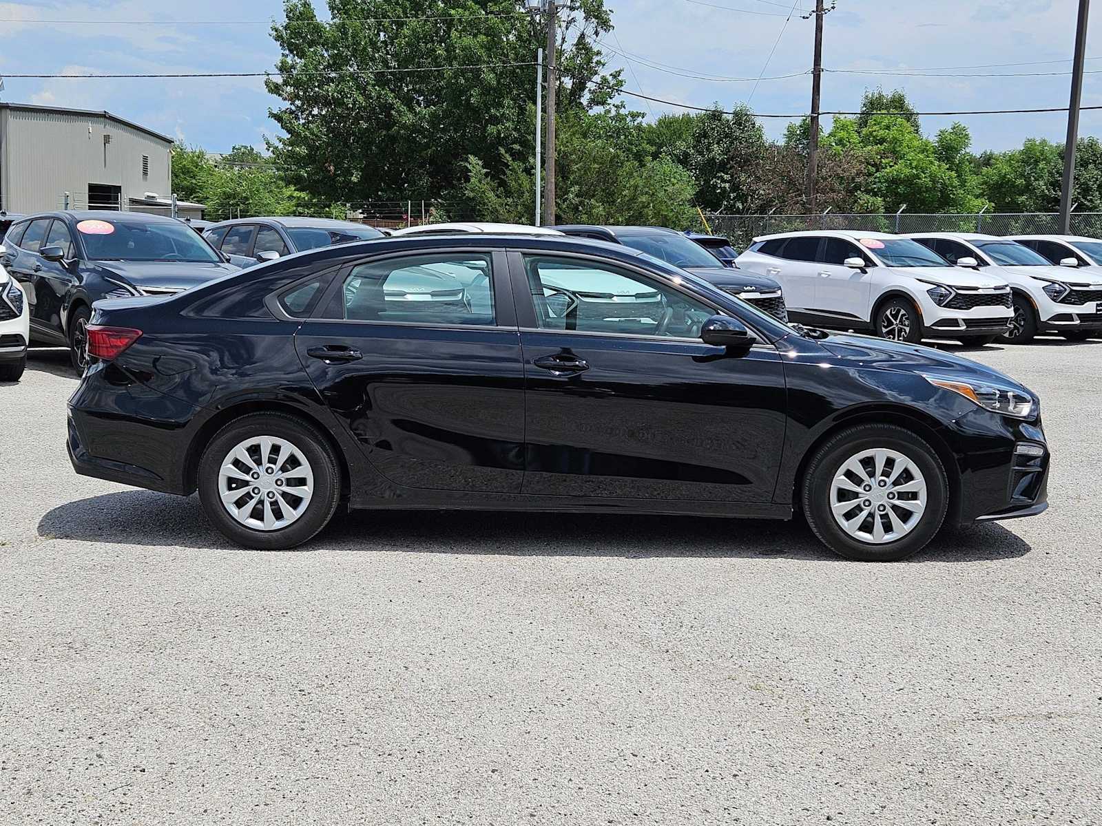 Thumbnail: 2021 Kia Forte - 6