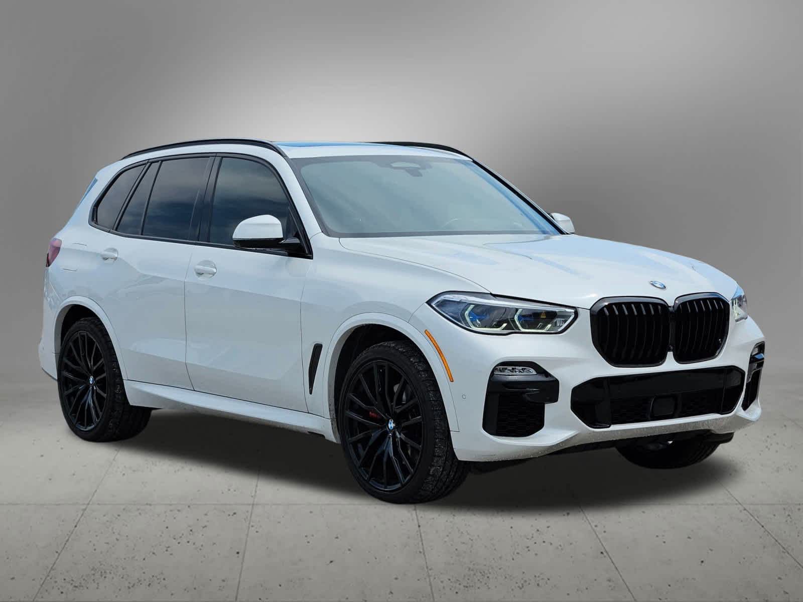Thumbnail: 2021 BMW X5 - 8