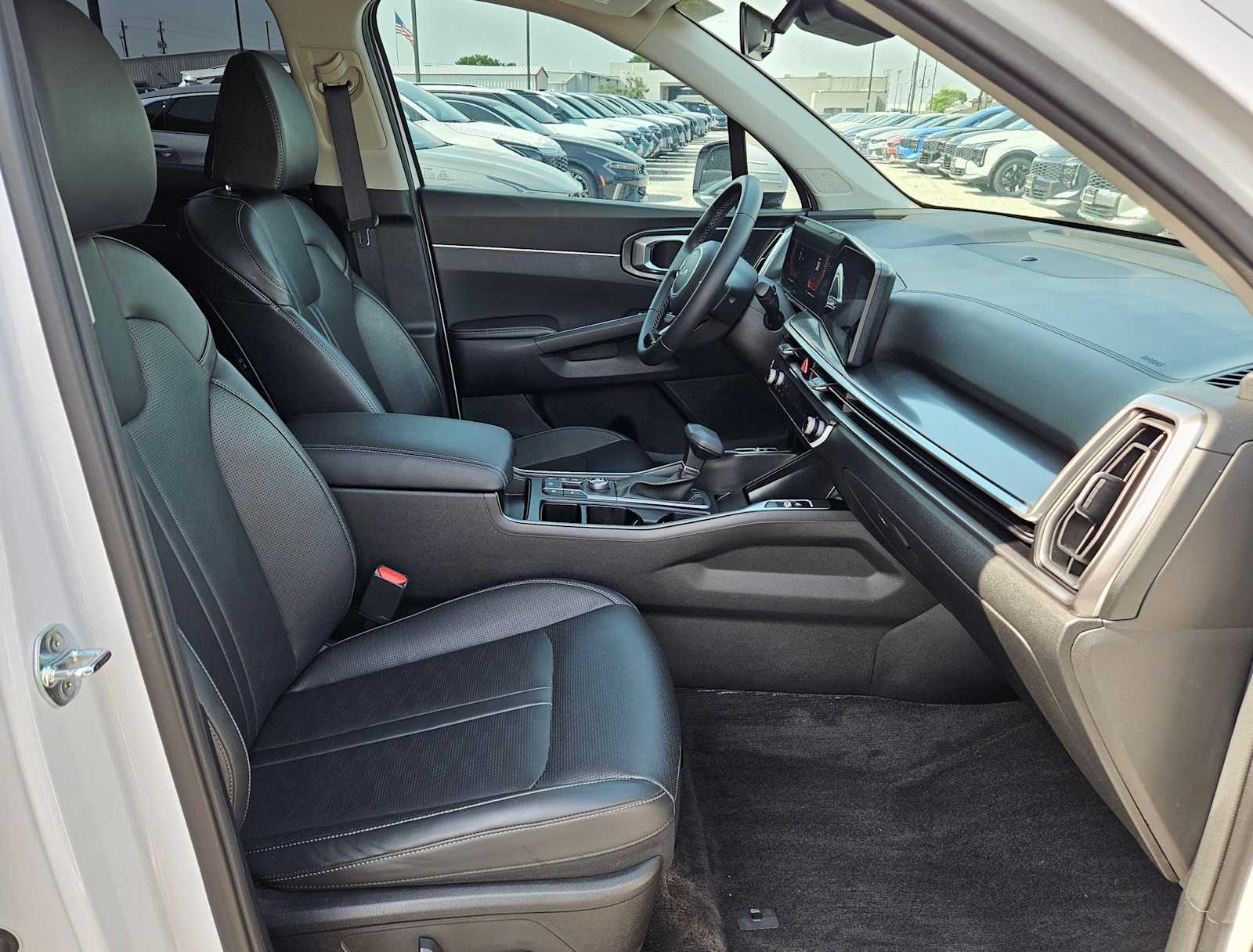 Thumbnail: 2025 Kia Sorento - 20