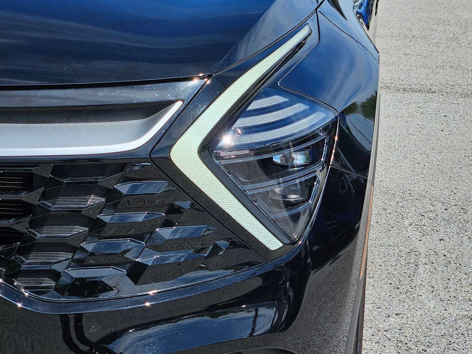 Thumbnail: 2025 Kia Sportage - 11