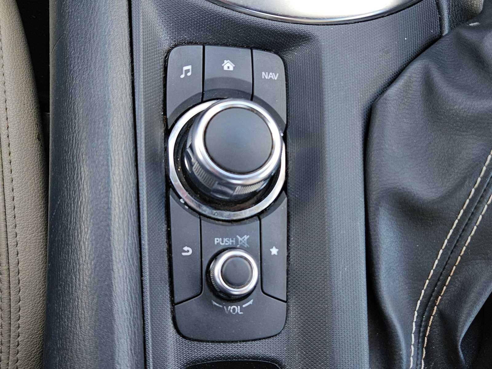 Thumbnail: 2019 Fiat 124 Spider - 30