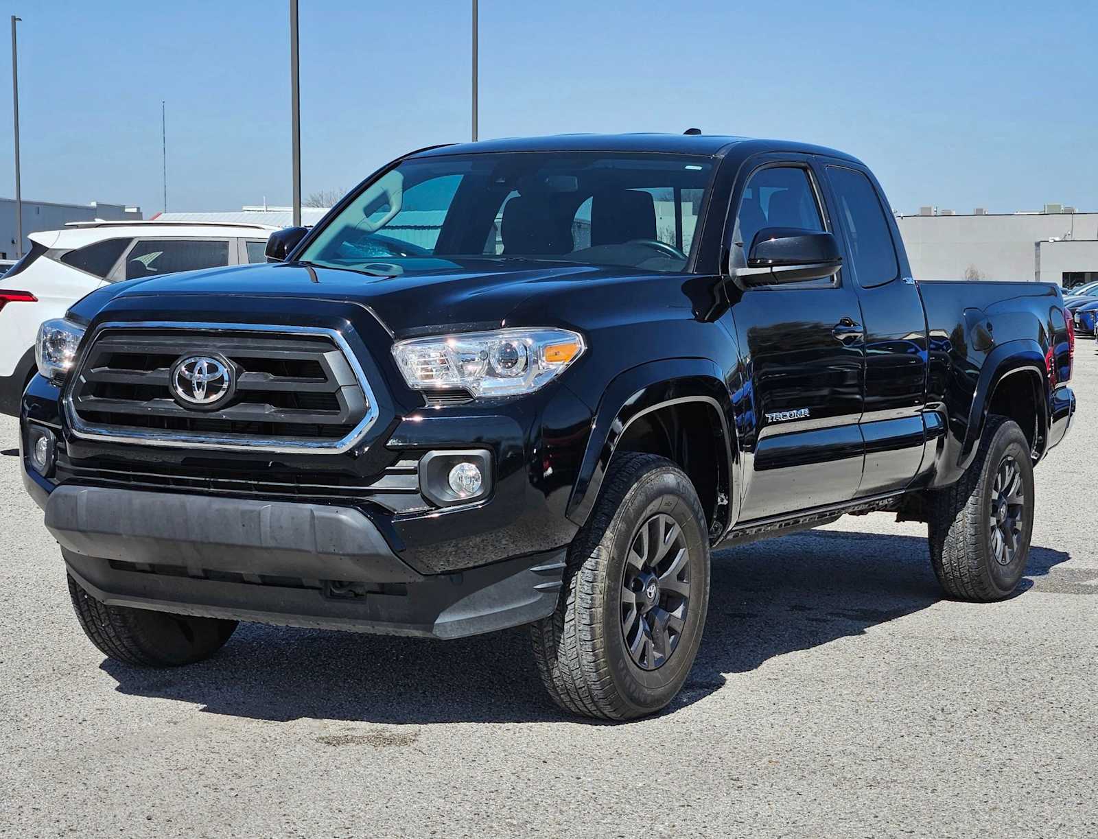 Thumbnail: 2022 Toyota Tacoma - 10