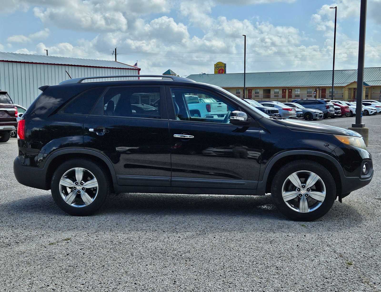 Thumbnail: 2012 Kia Sorento - 7