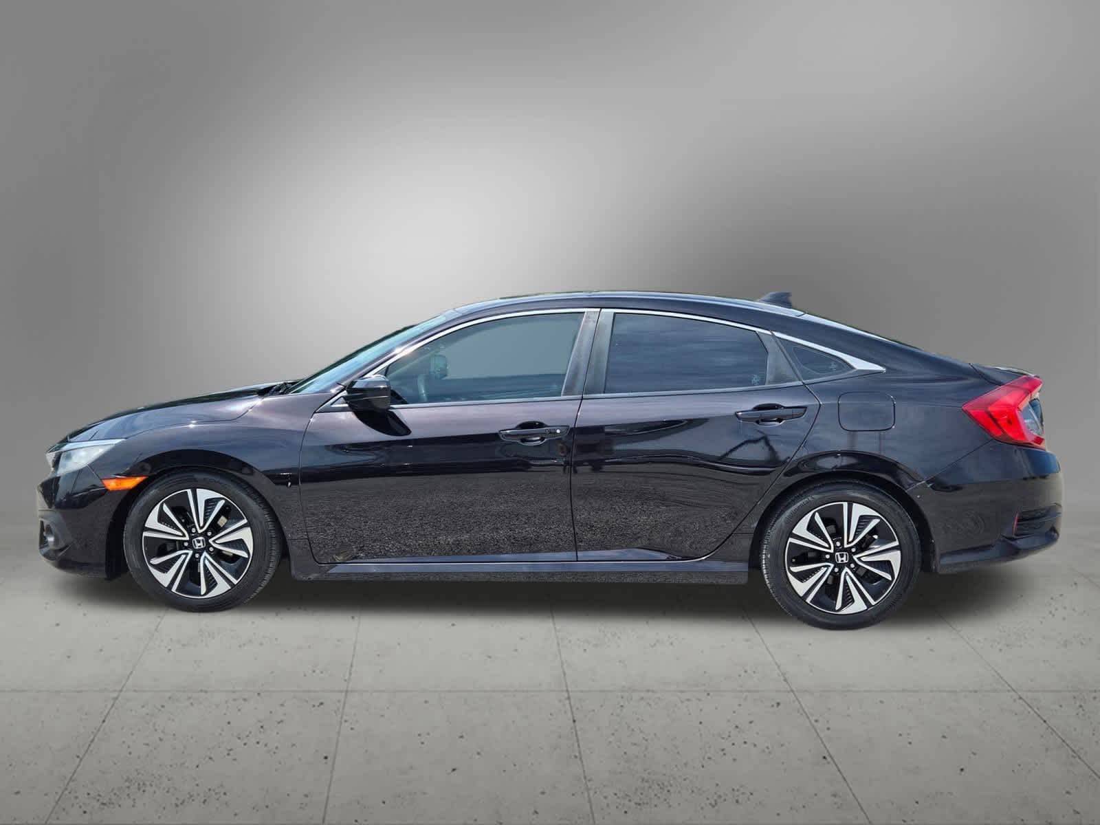Thumbnail: 2017 Honda Civic - 3