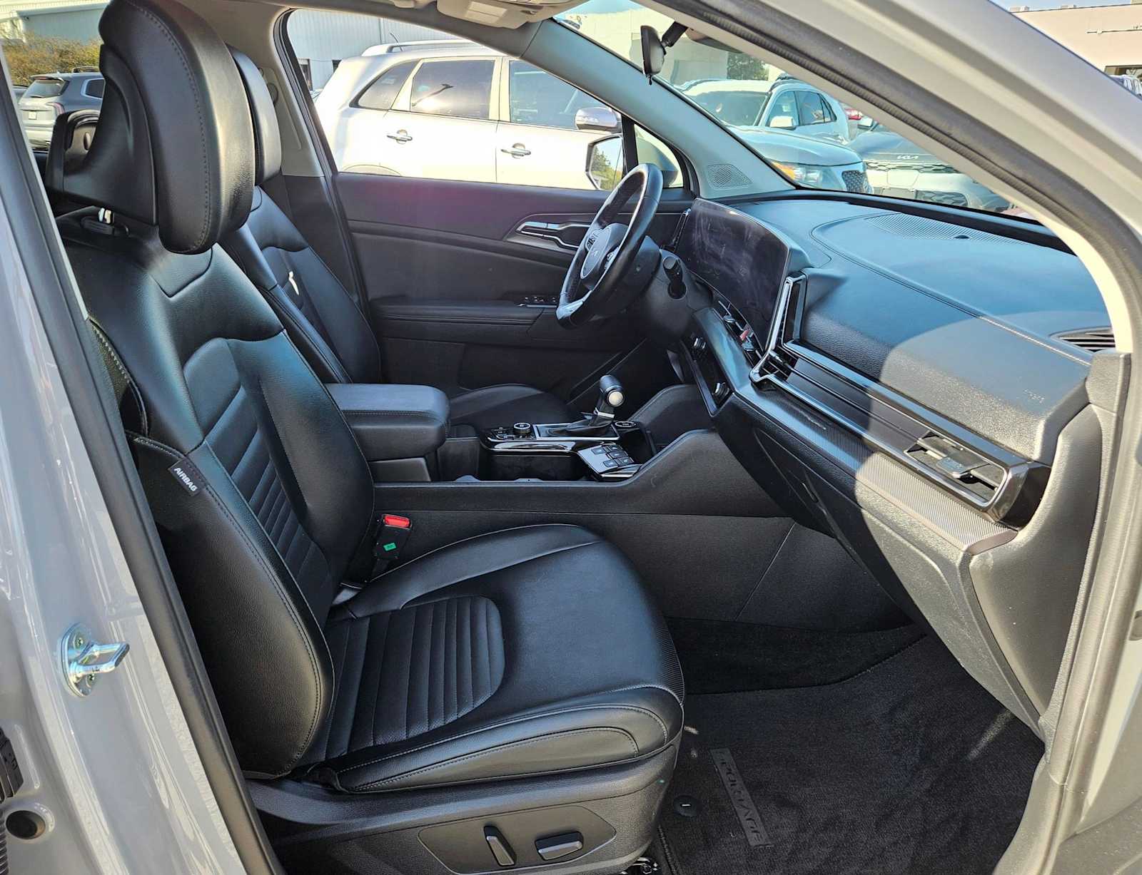 Thumbnail: 2023 Kia Sportage - 24