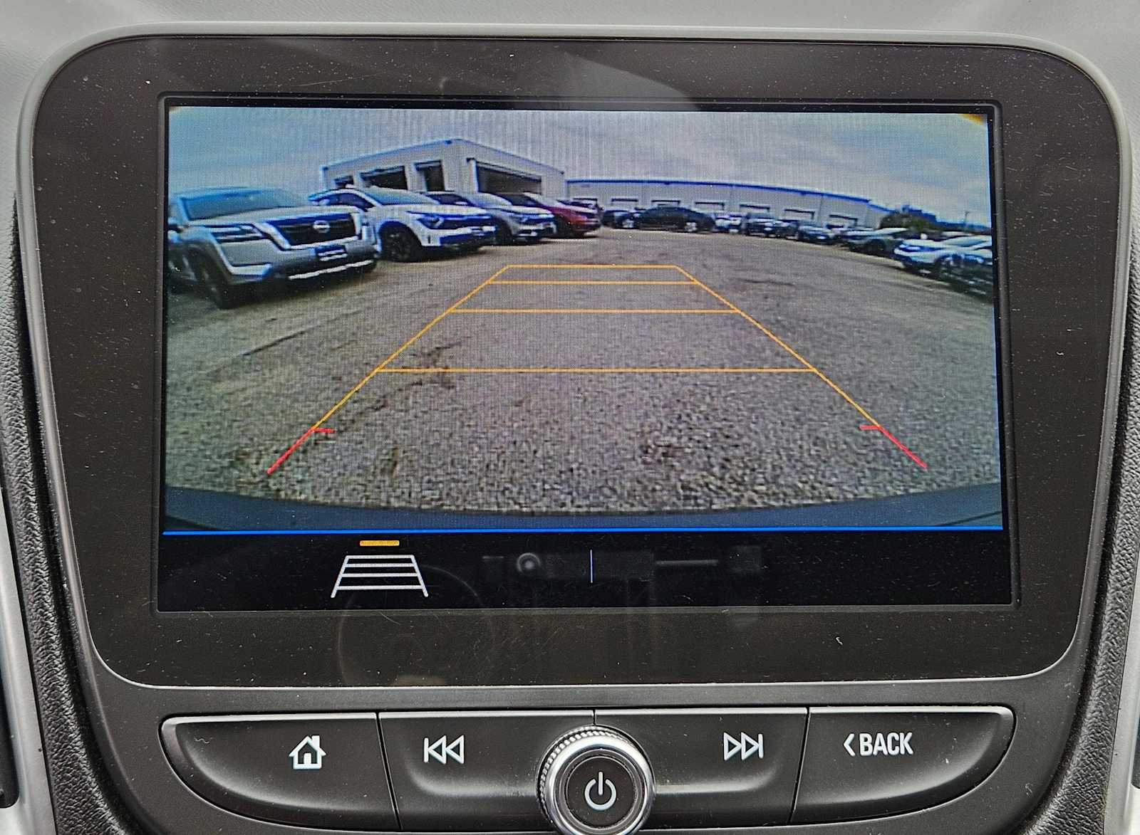 Thumbnail: 2020 Chevrolet Malibu - 25