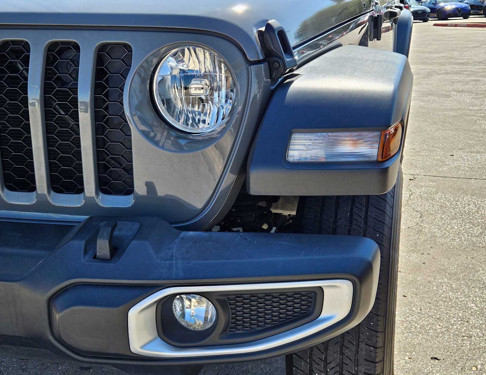 Thumbnail: 2023 Jeep Gladiator - 11