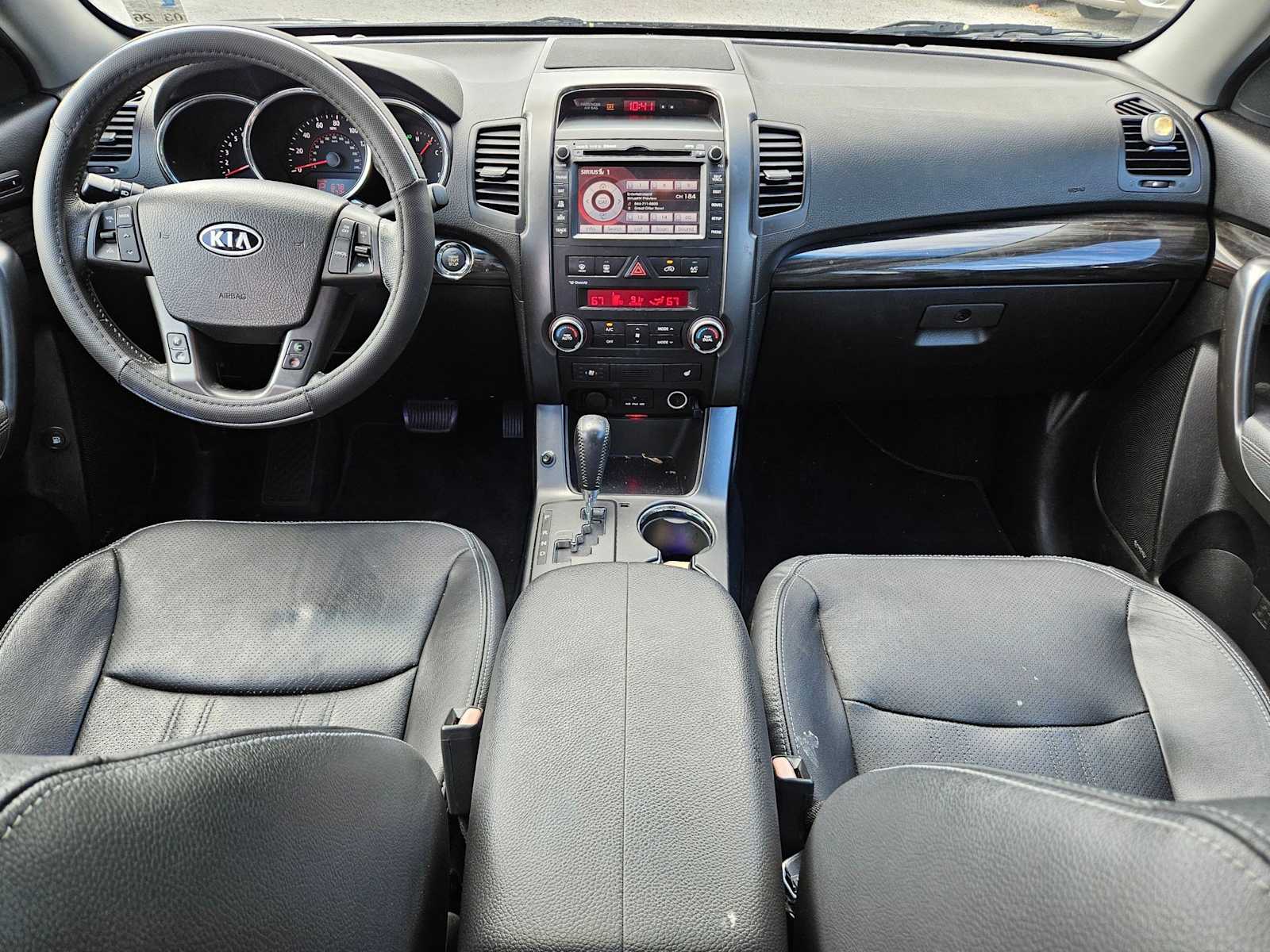 Thumbnail: 2012 Kia Sorento - 14